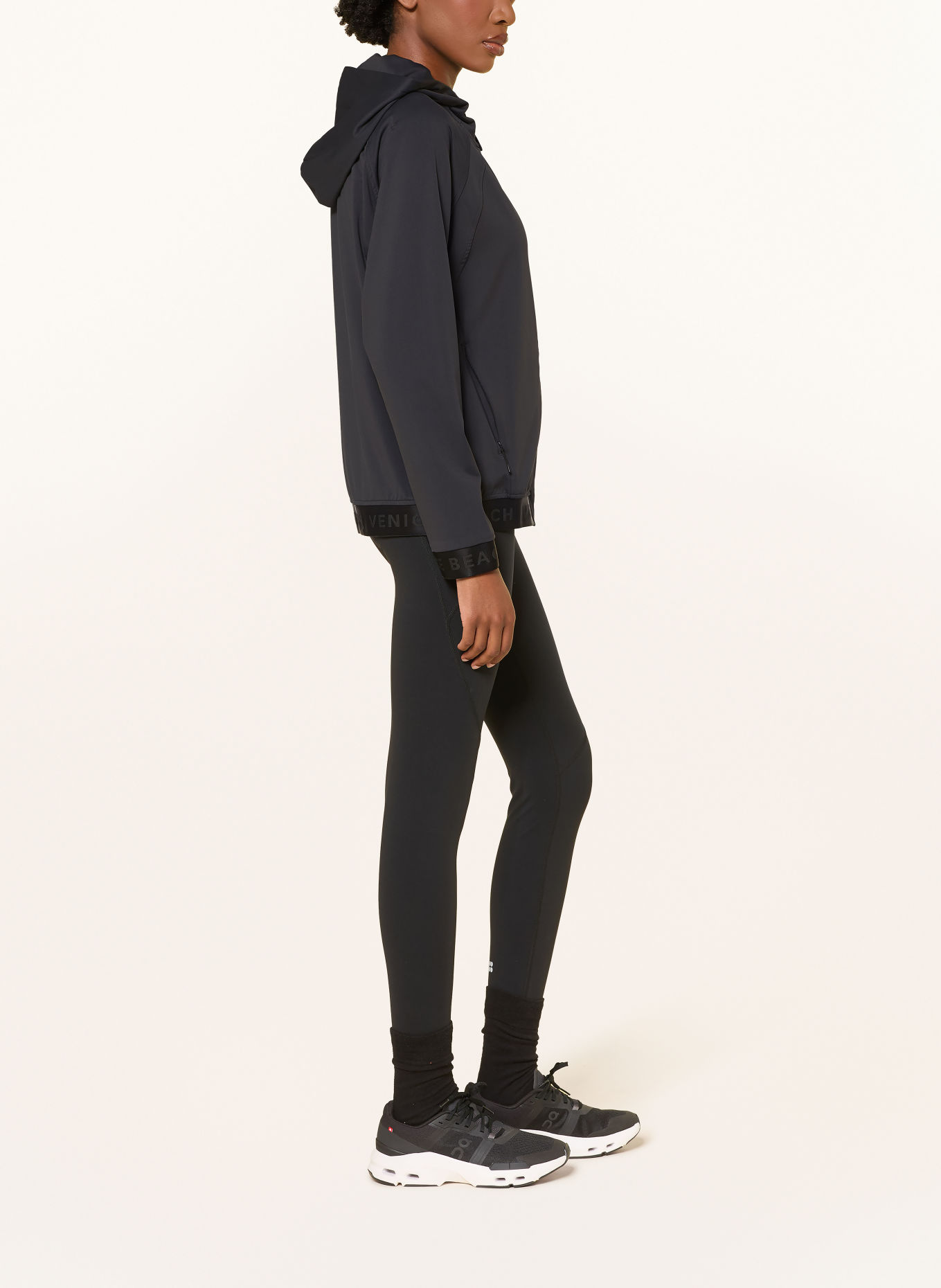 VENICE BEACH VB_SIENNA Training jacket: DARK GRAY