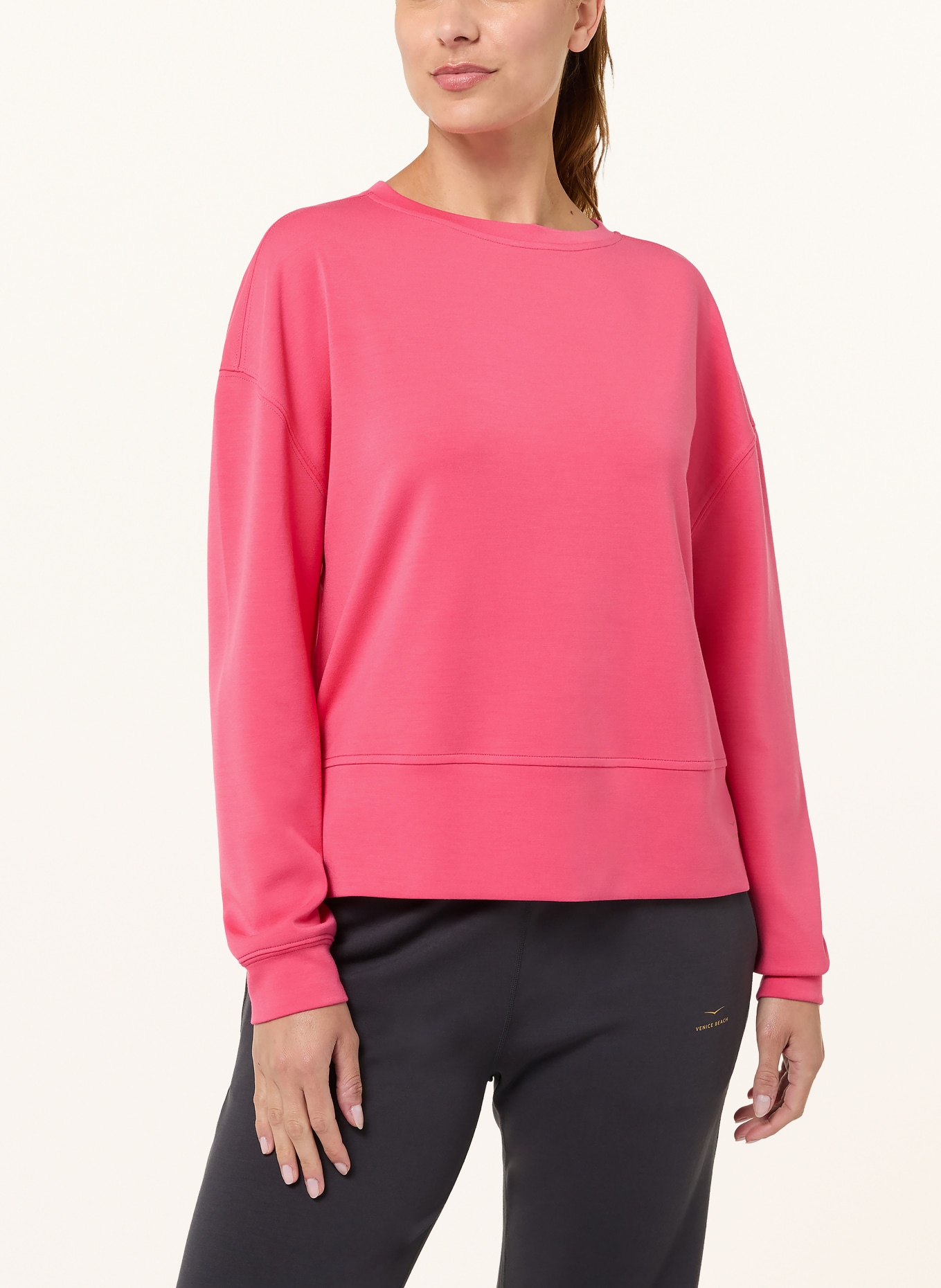 VENICE BEACH Sweatshirt VB_DAISY: HELLROT