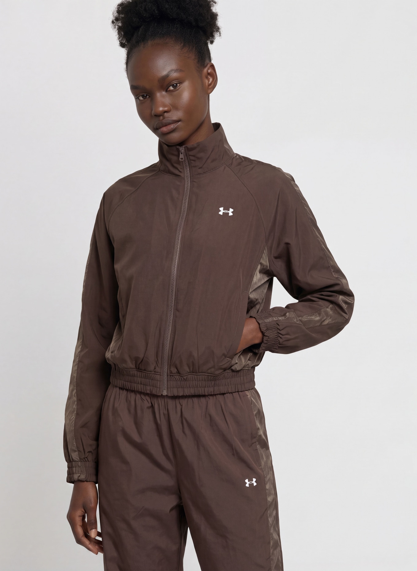 UNDER ARMOUR Trainingsjacke UA ICON WOVEN: DUNKELBRAUN