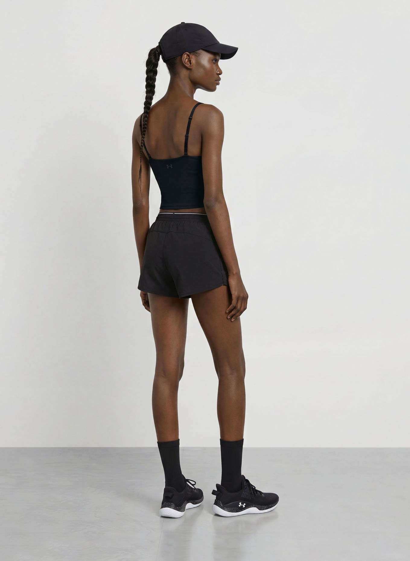 UNDER ARMOUR Top funkcyjny UA MERIDIAN SUPPORT bez rękawów: CZARNY