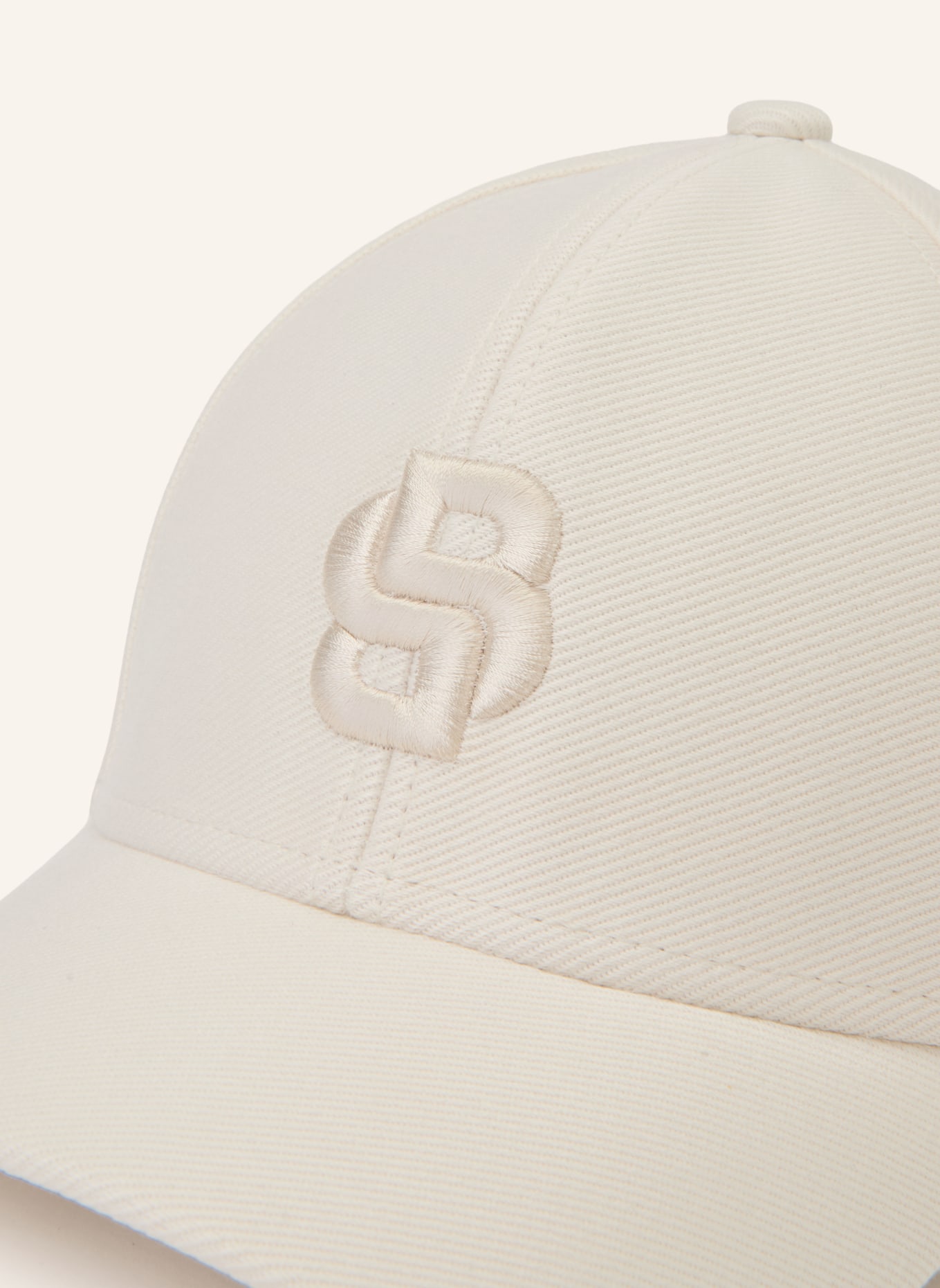 BOSS Cap: CREME