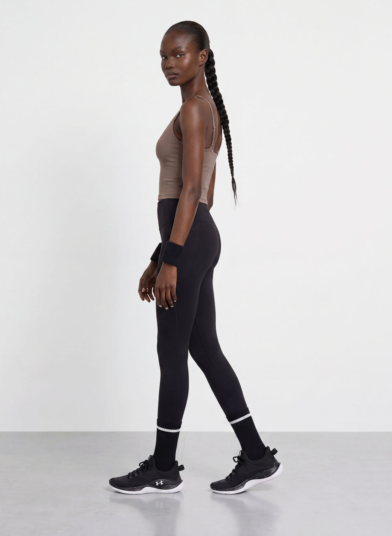 UNDER ARMOUR Top technique UA MERIDIAN SUPPORT: MARRON