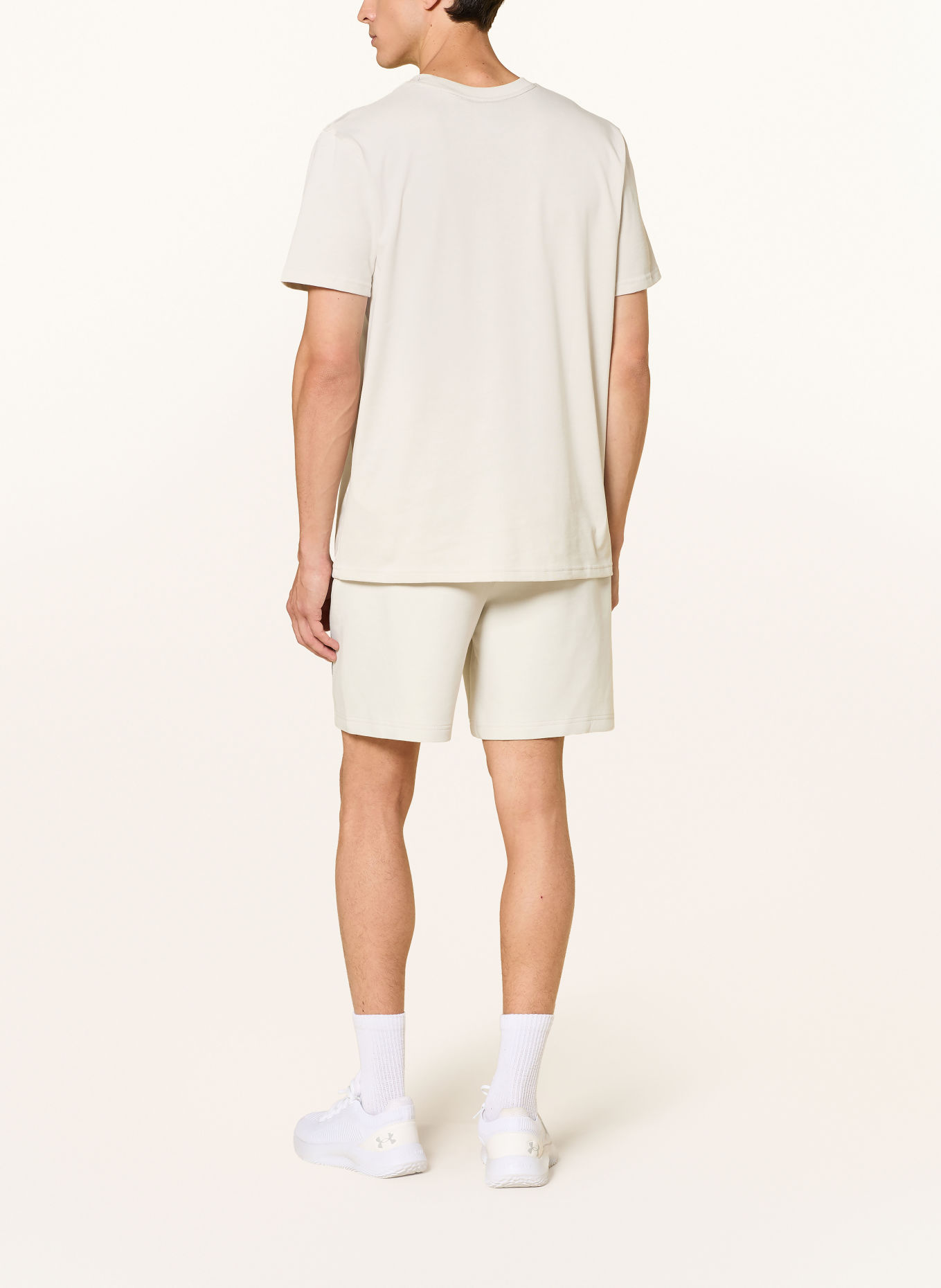 UNDER ARMOUR Short en molleton UA UNSTOPPABLE: CRÈME