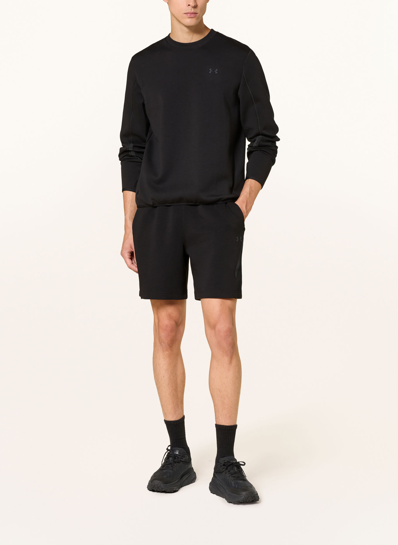 UNDER ARMOUR Short en molleton UA UNSTOPPABLE FLEECE: NOIR