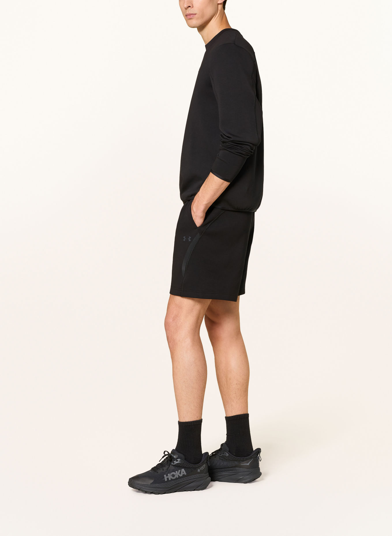UNDER ARMOUR Short en molleton UA UNSTOPPABLE FLEECE: NOIR
