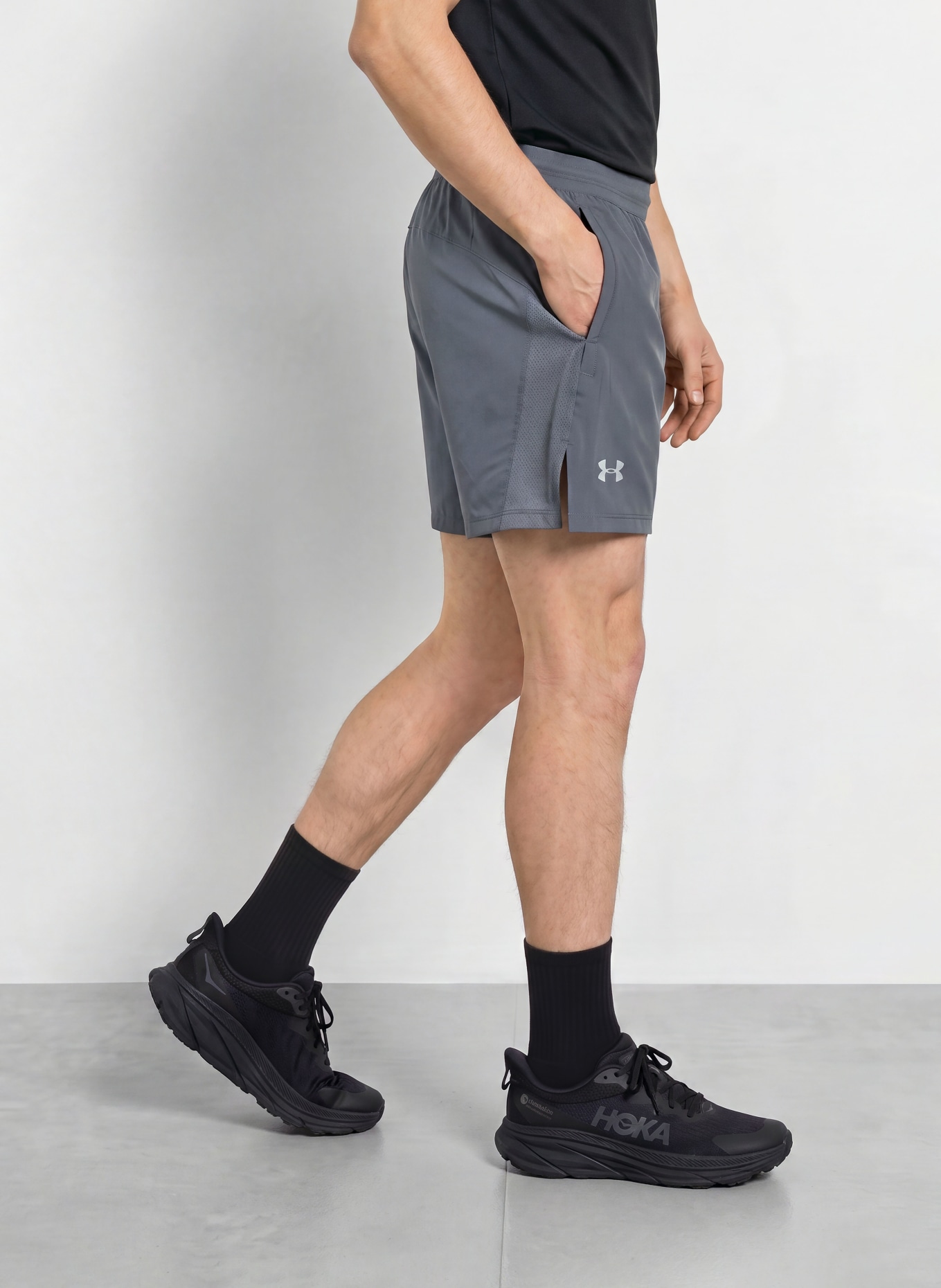 UNDER ARMOUR UA LAUNCH 2-in-1 running shorts: GRAY