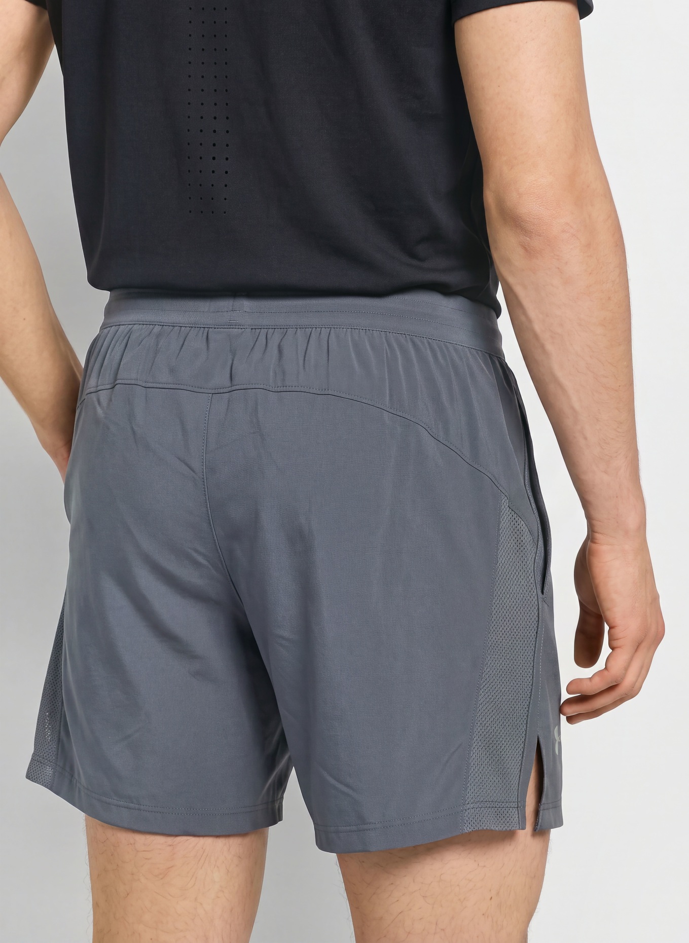 UNDER ARMOUR UA LAUNCH 2-in-1 running shorts: GRAY