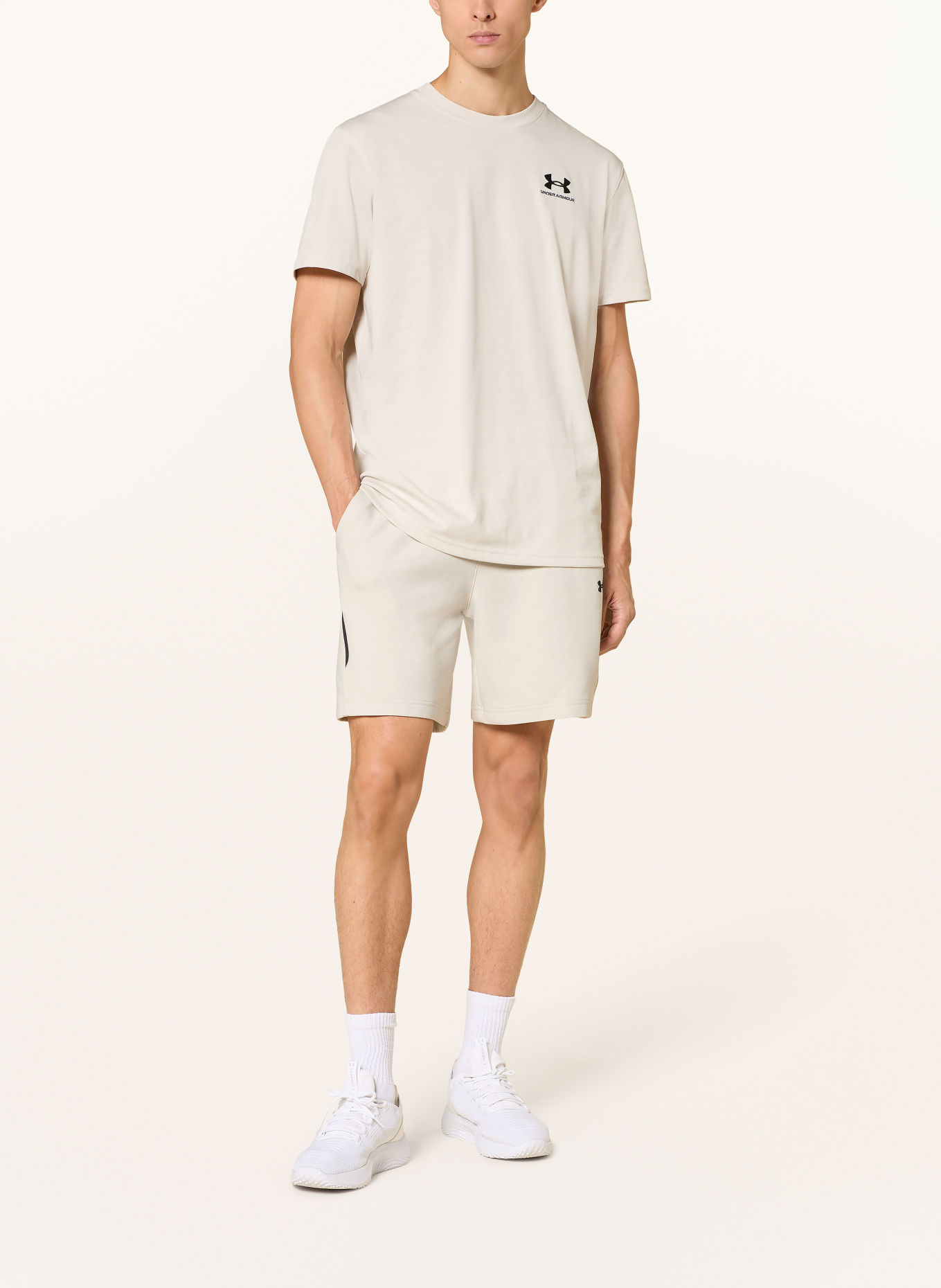 UNDER ARMOUR T-shirt UA HEAVYWEIGHT: CRÈME
