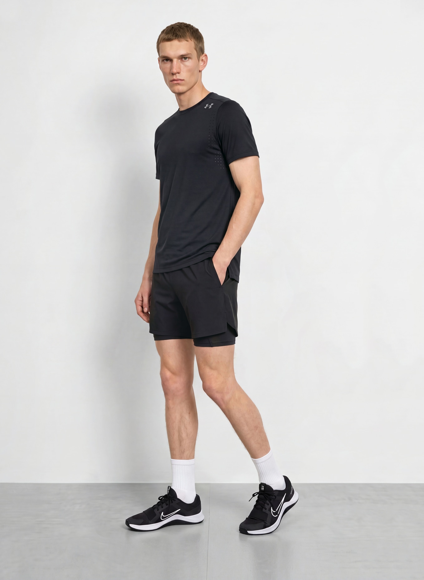 UNDER ARMOUR UA VELOCITI PRO Functional Shirt: BLACK