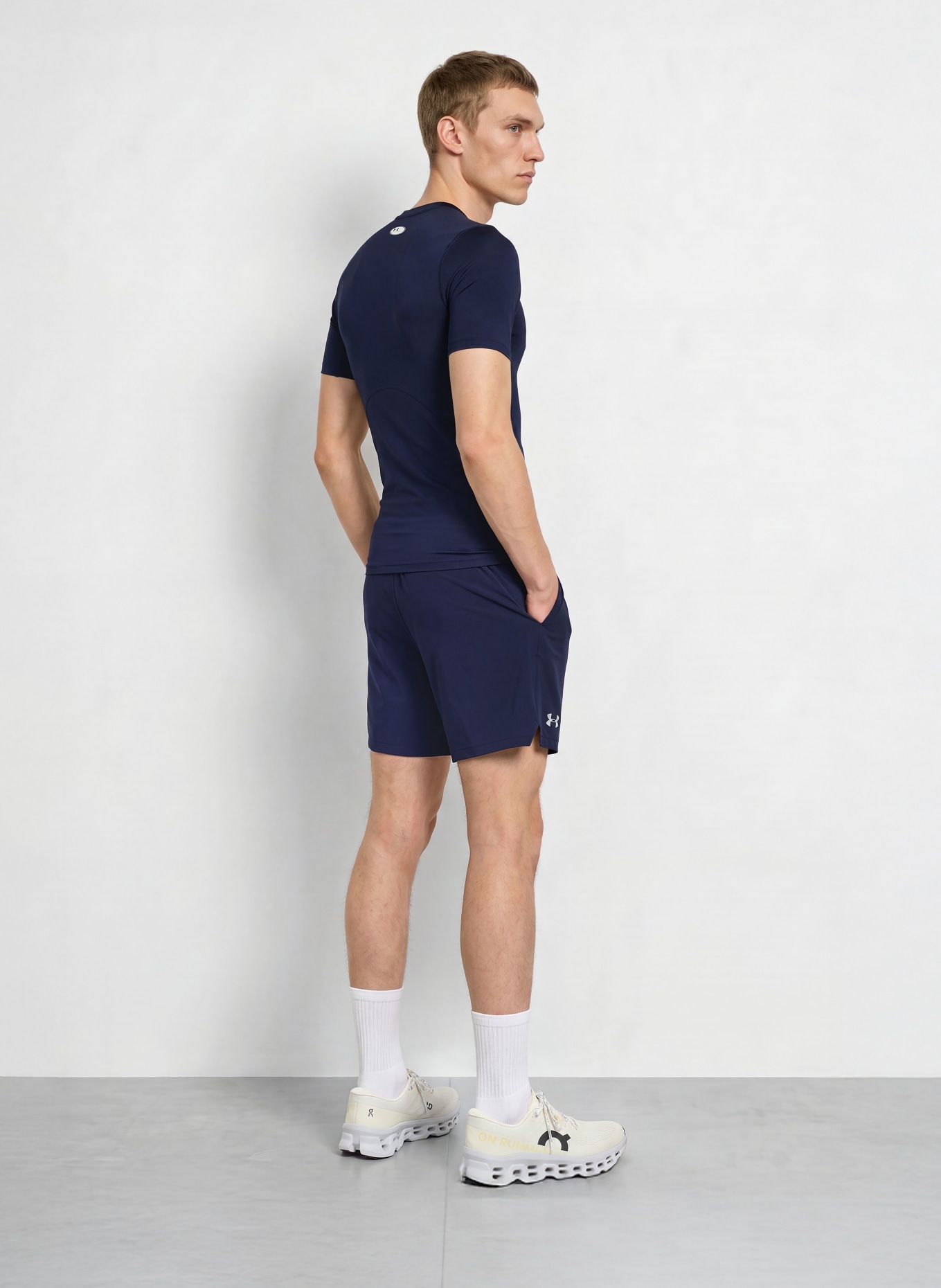 UNDER ARMOUR Funktionsshirt UA HEATGEAR® ARMOUR: DUNKELBLAU / WEISS