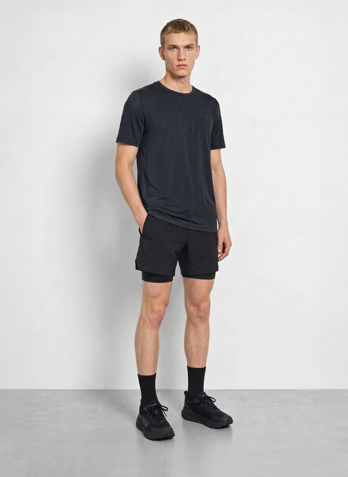 UNDER ARMOUR Funktionsshirt UA VANISH SEAMLESS: SCHWARZ