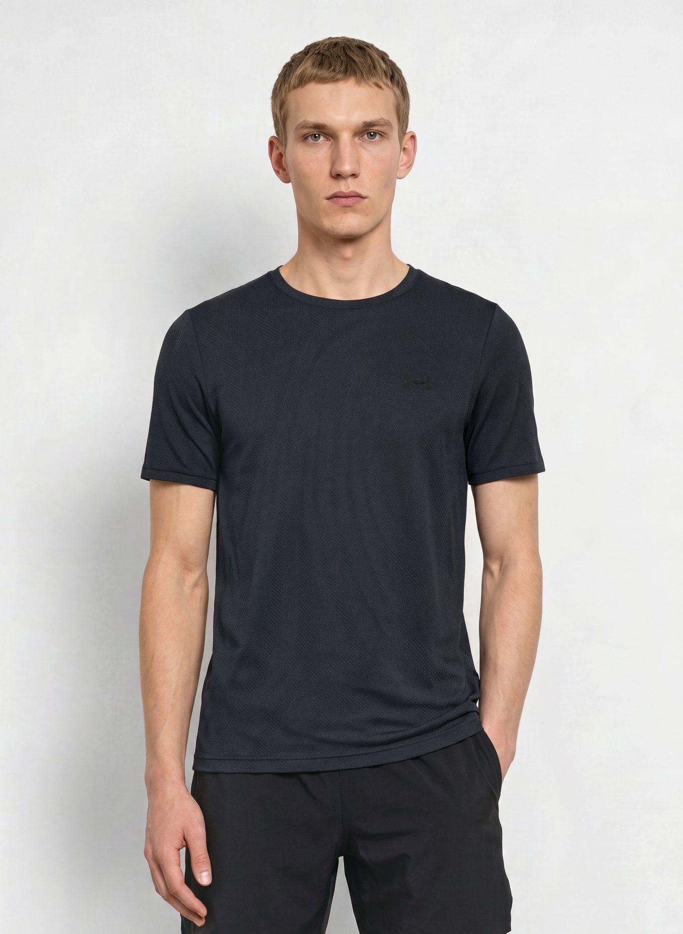 UNDER ARMOUR Funktionsshirt UA VANISH SEAMLESS: SCHWARZ