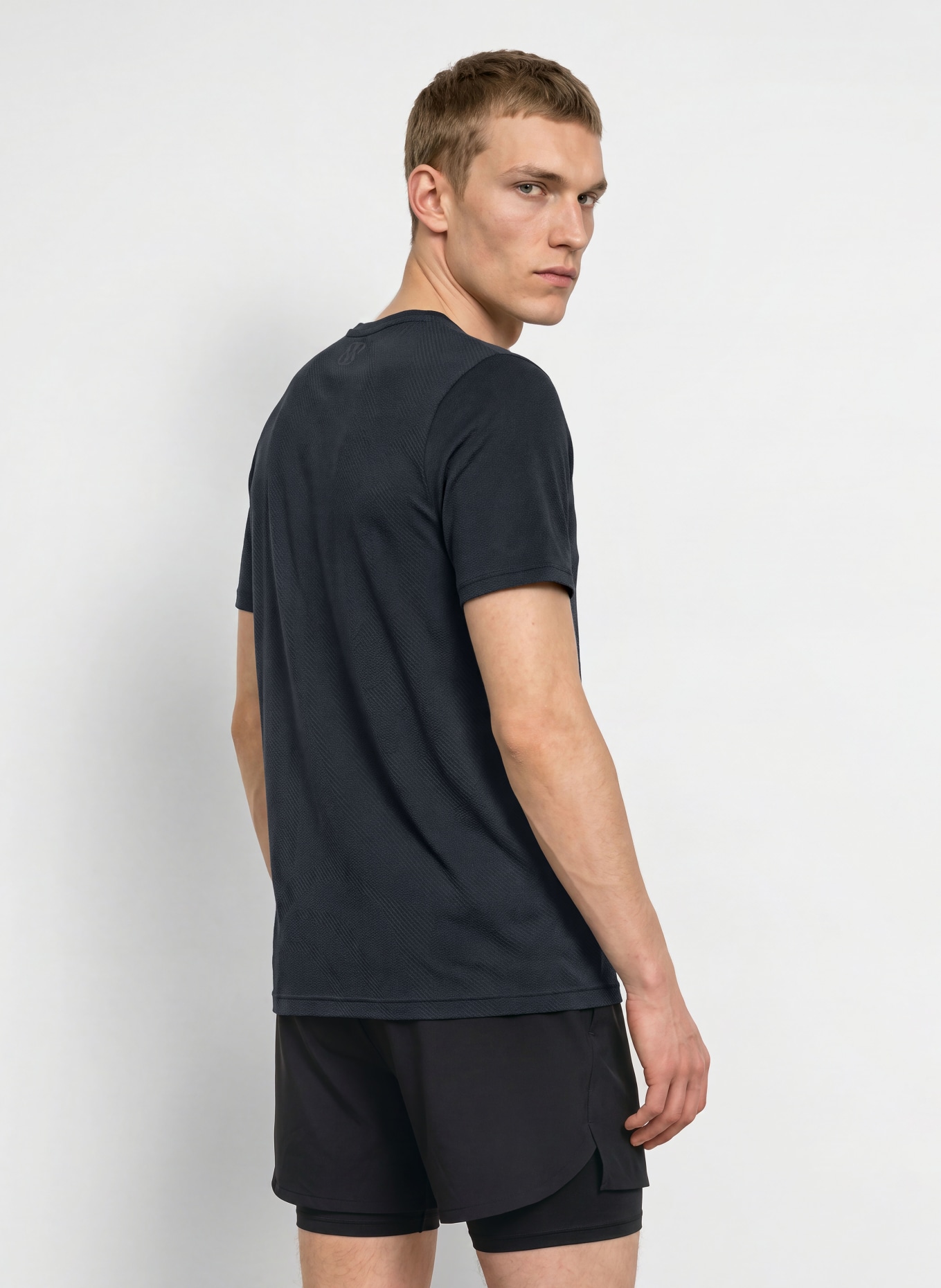 UNDER ARMOUR Funktionsshirt UA VANISH SEAMLESS: SCHWARZ