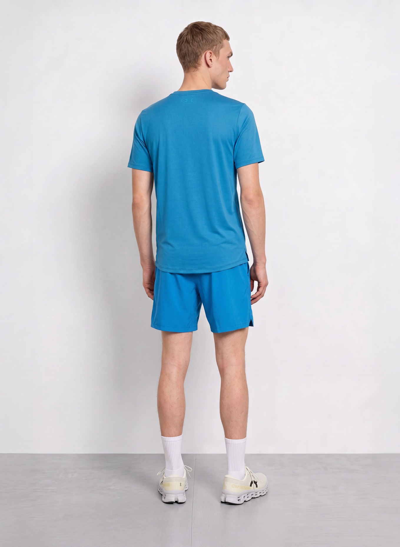 UNDER ARMOUR Trainingsshorts UA VANISH WOVEN 2.0: BLAU / SCHWARZ