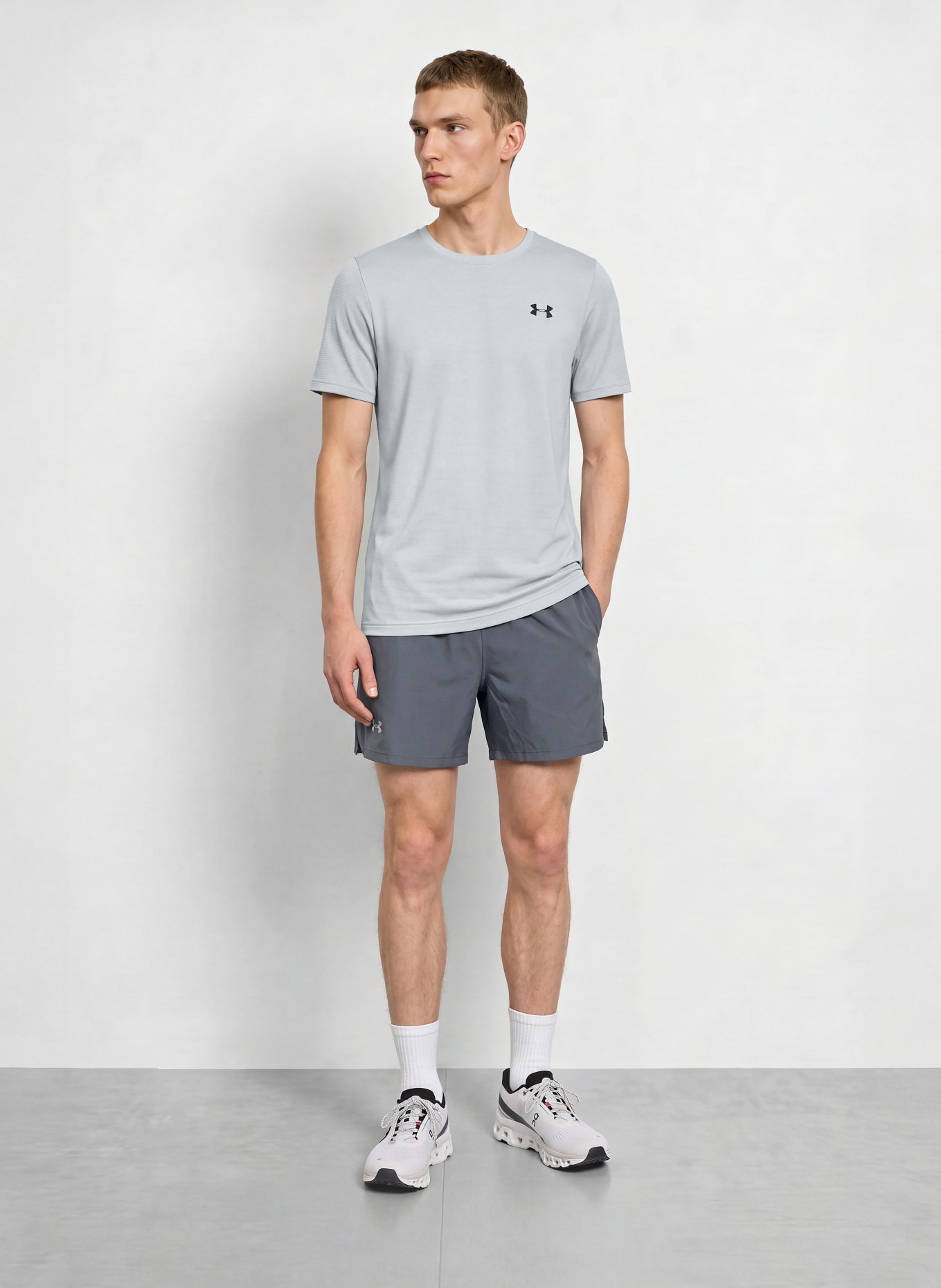 UNDER ARMOUR Funktionsshirt UA VANISH ELITE SEAMLESS: GRAU / SCHWARZ