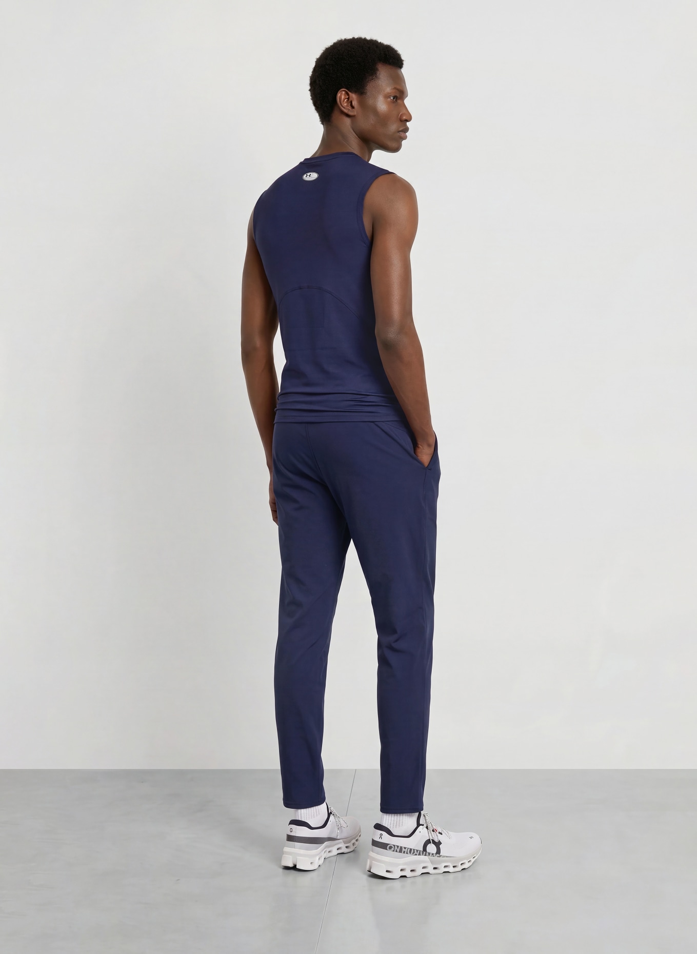 UNDER ARMOUR Trainingshose UA VANISH TRAINING: DUNKELBLAU / WEISS / SCHWARZ