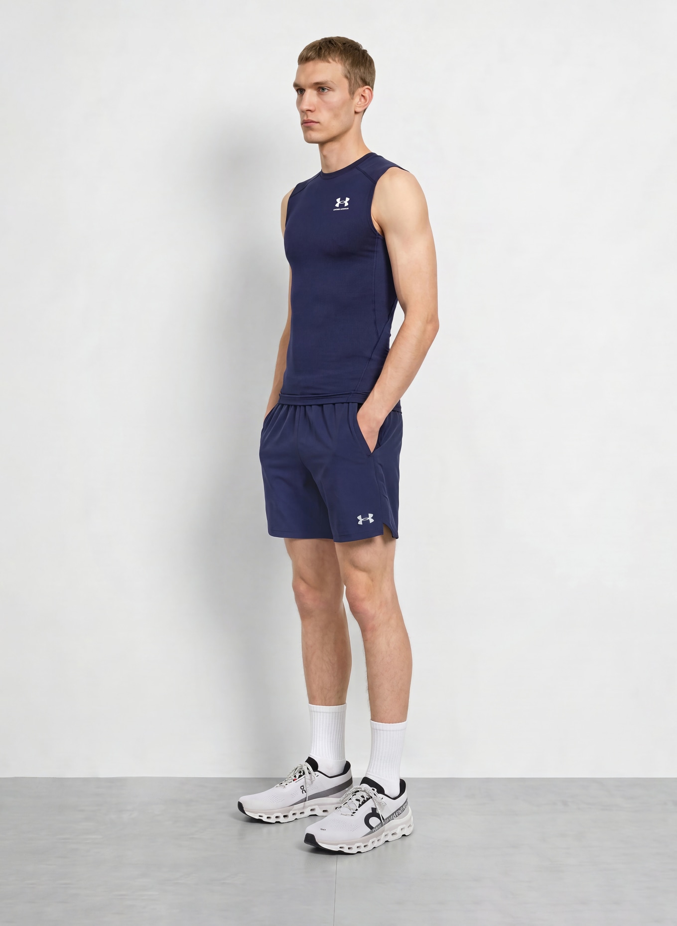 UNDER ARMOUR Functional top UA HEATGEAR® COMPRESSION: DARK BLUE / WHITE