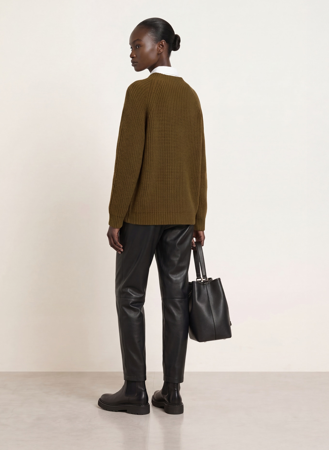 MARC CAIN 7/8-bukser RANCHI i læderlook: 900 black new