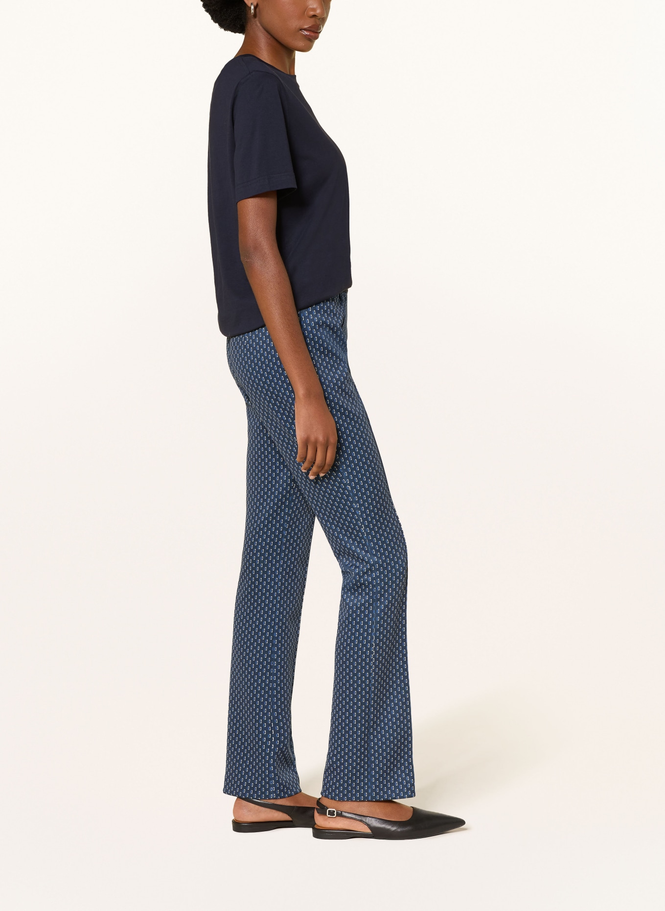 MARC CAIN Spodnie FREDERICA: 370 set sail