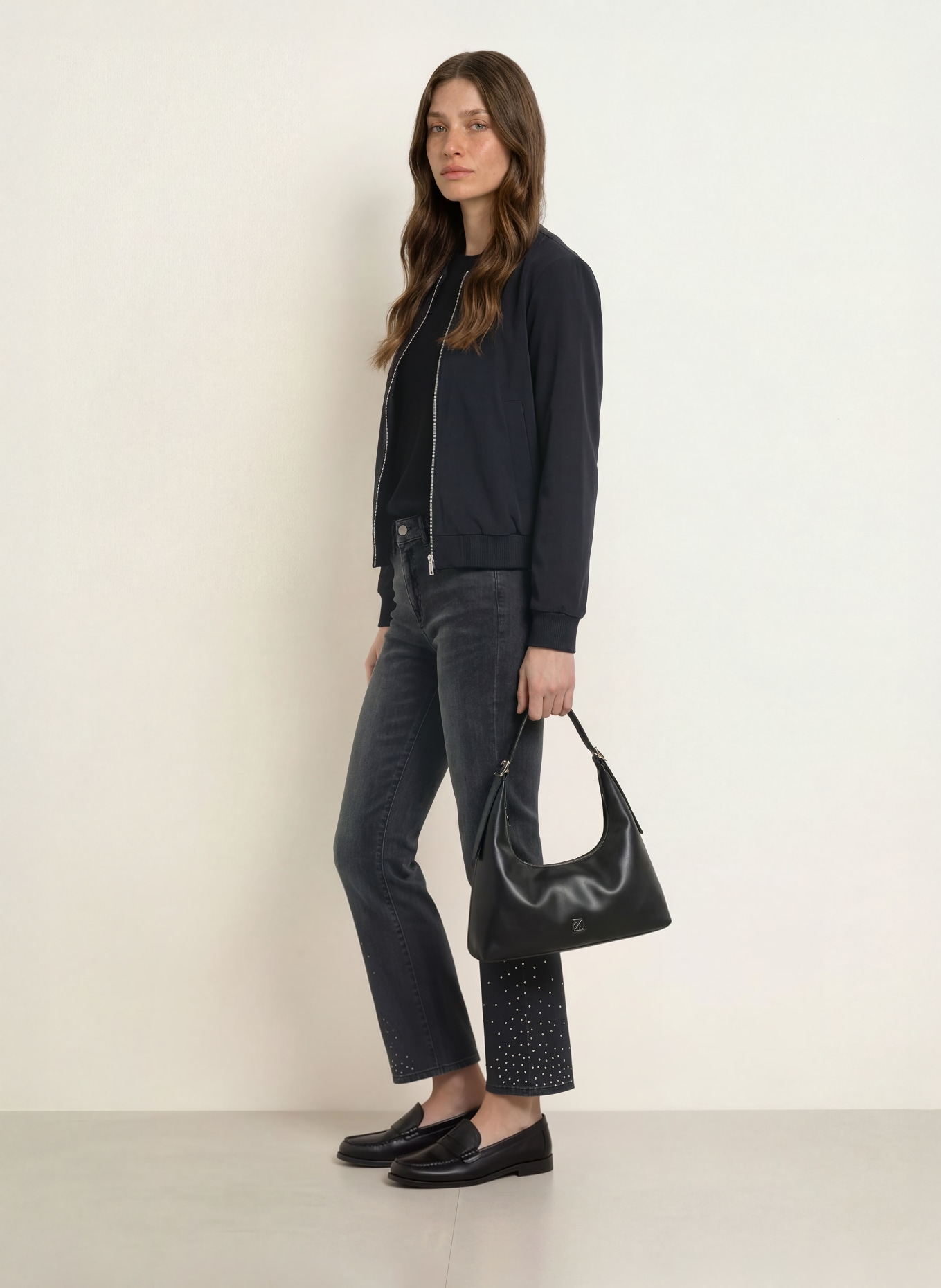 MARC CAIN Cropped Jeans FORLI mit Nieten: 900 black new