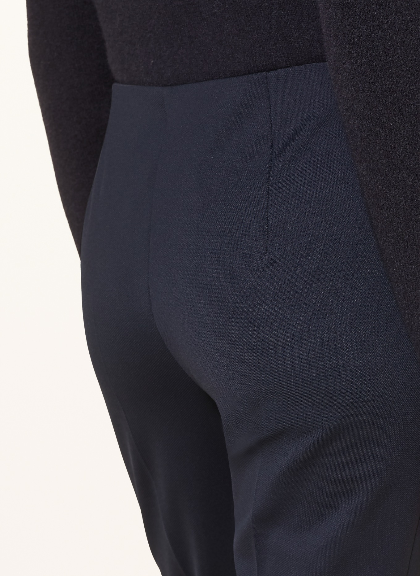 MARC CAIN FREDERICA Trousers: 394 navy