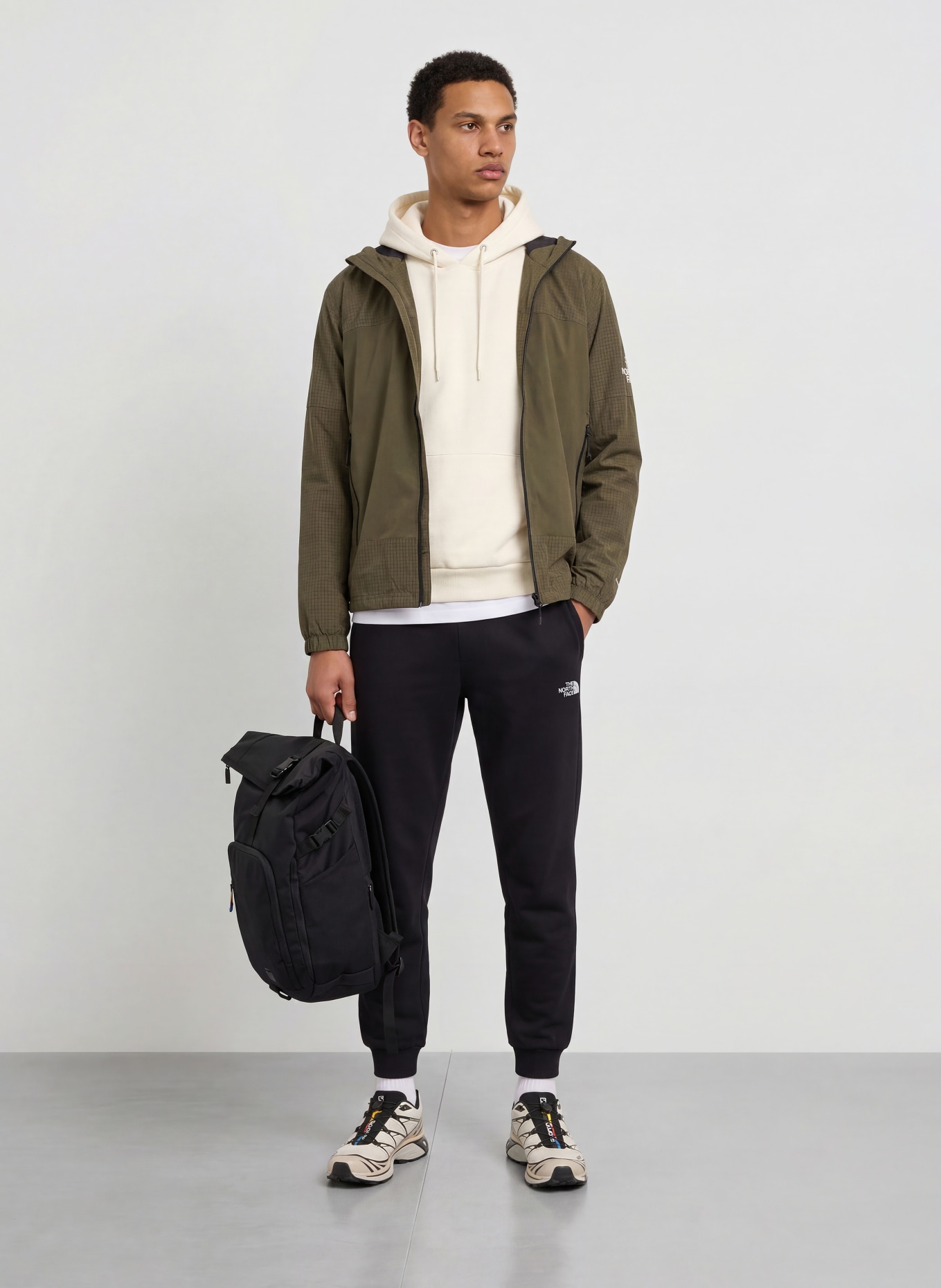 THE NORTH FACE Tepláky EVOLUTION SIMPLE DOME: ČERNÁ
