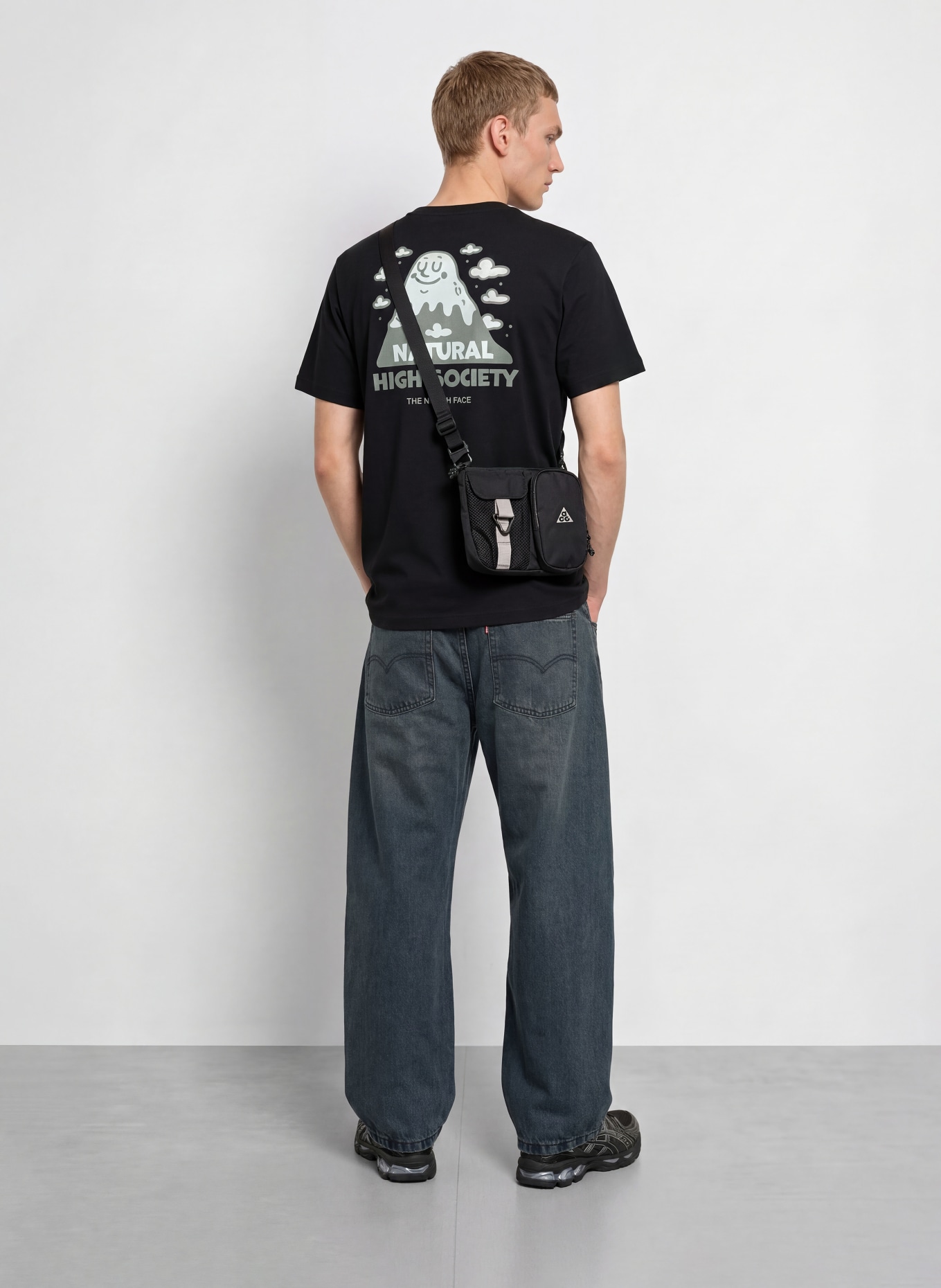 THE NORTH FACE T-Shirt NATURAL HIGH SOCIETY: SCHWARZ