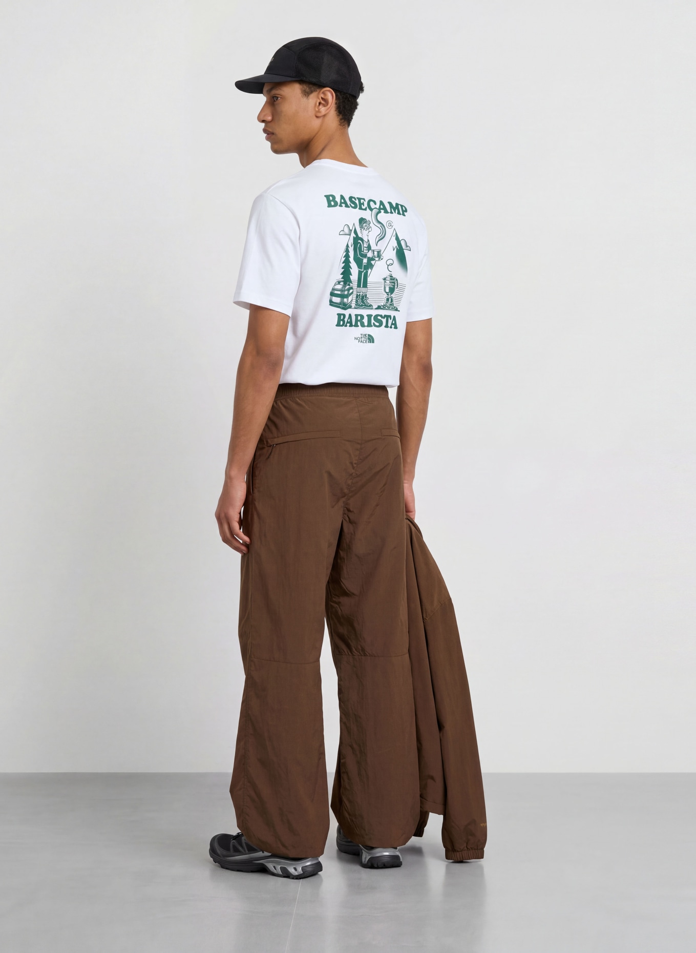 THE NORTH FACE T-Shirt BASECAMP BARISTA: WEISS
