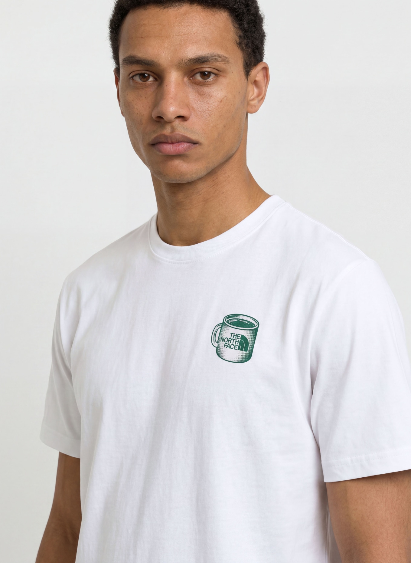 THE NORTH FACE T-Shirt BASECAMP BARISTA: WEISS