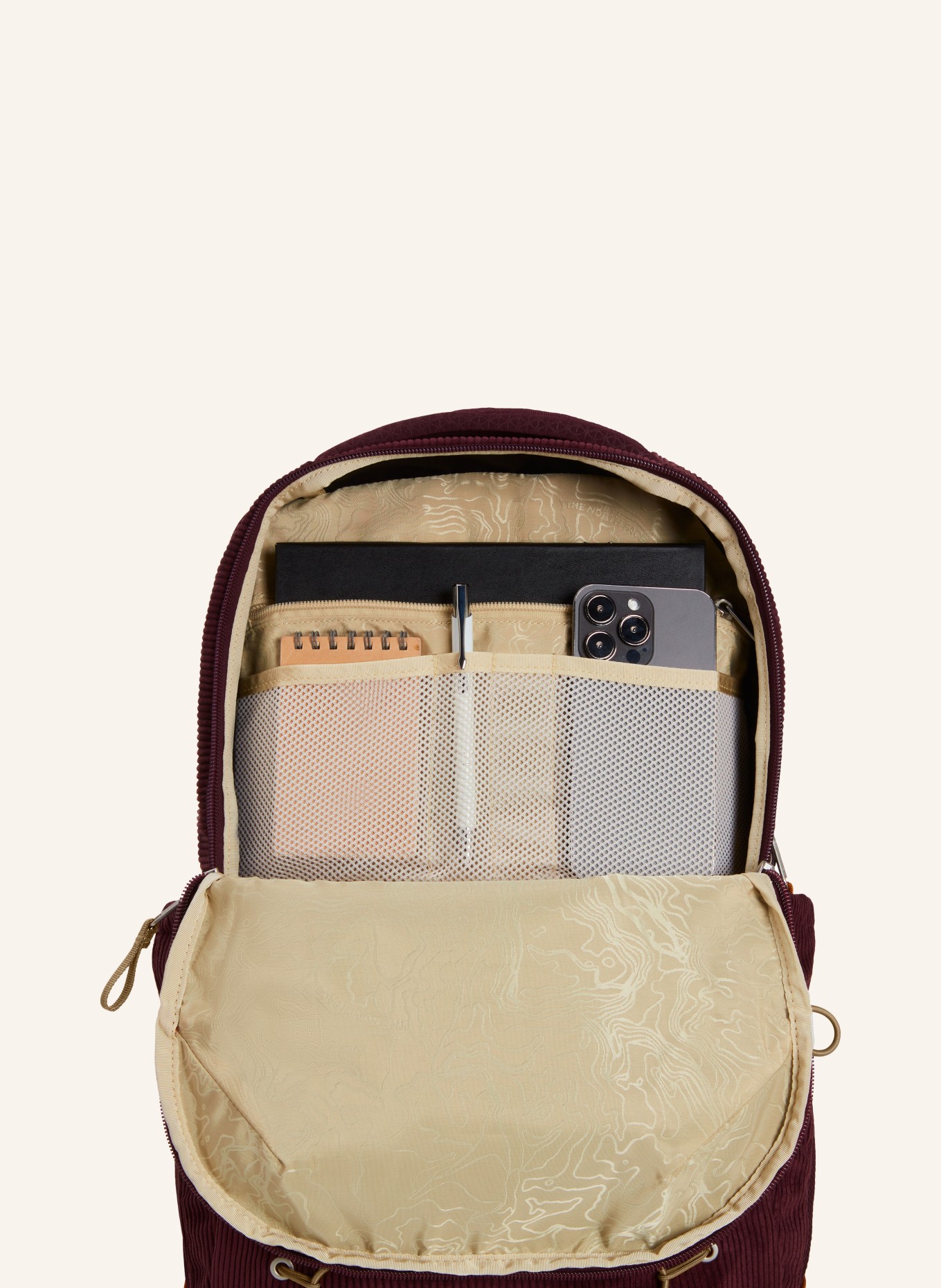 THE NORTH FACE Rucksack JESTER PRO 28 l mit Laptop-Fach: FUCHSIA / BEIGE