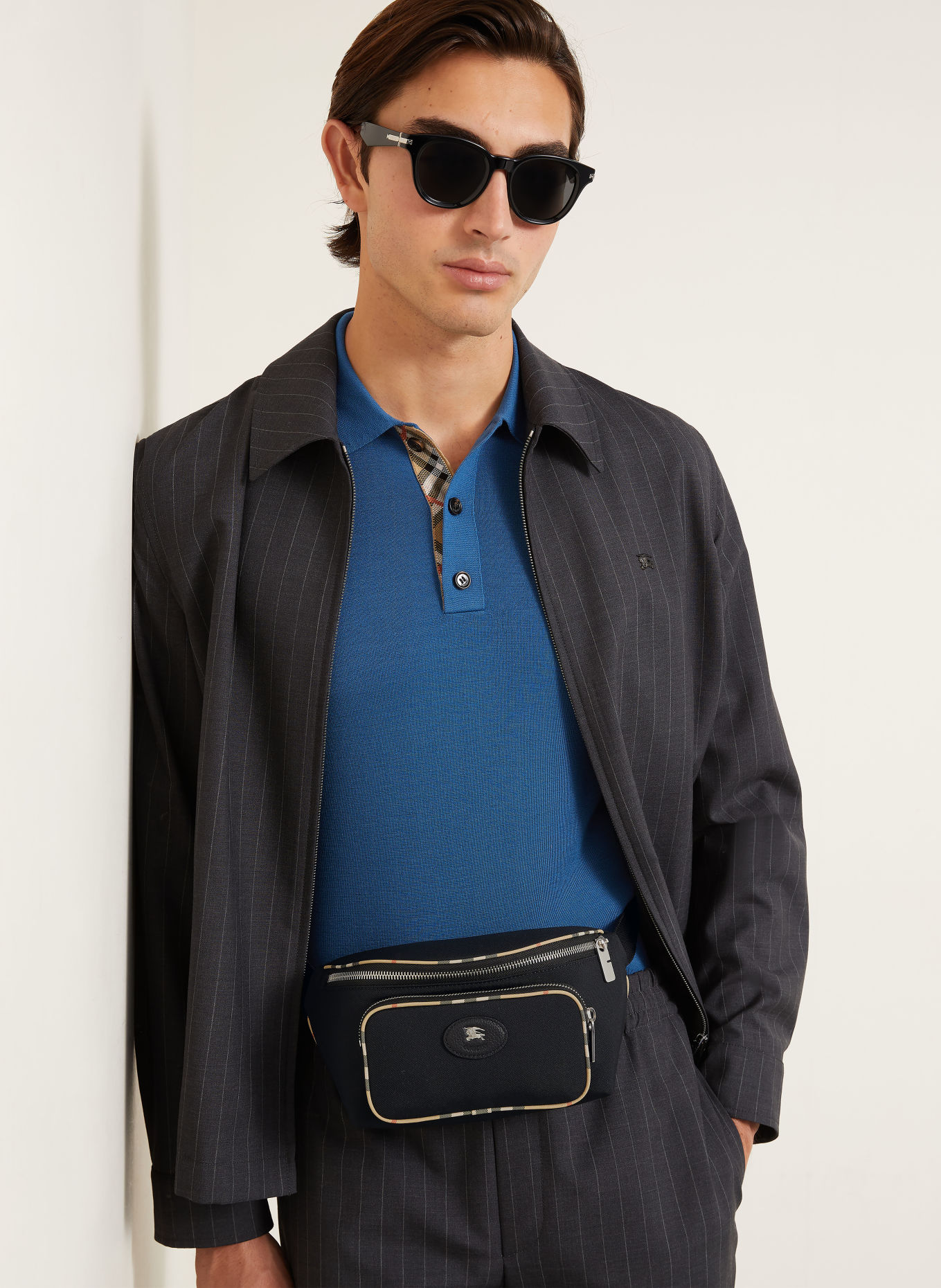 BURBERRY Belt bag: BLACK / SILVER / BEIGE