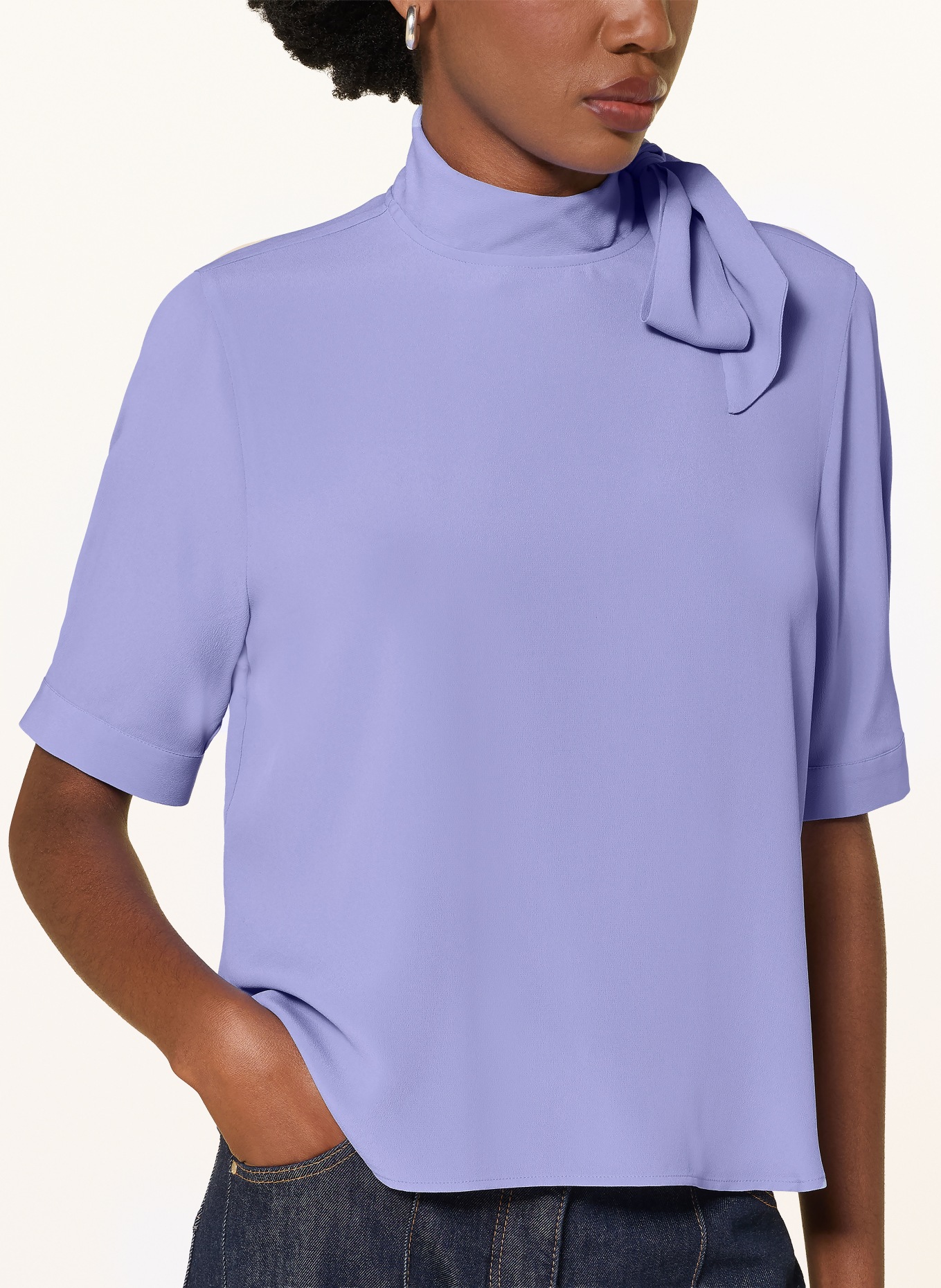 RIANI Schluppenbluse mit Seide: HELLBLAU