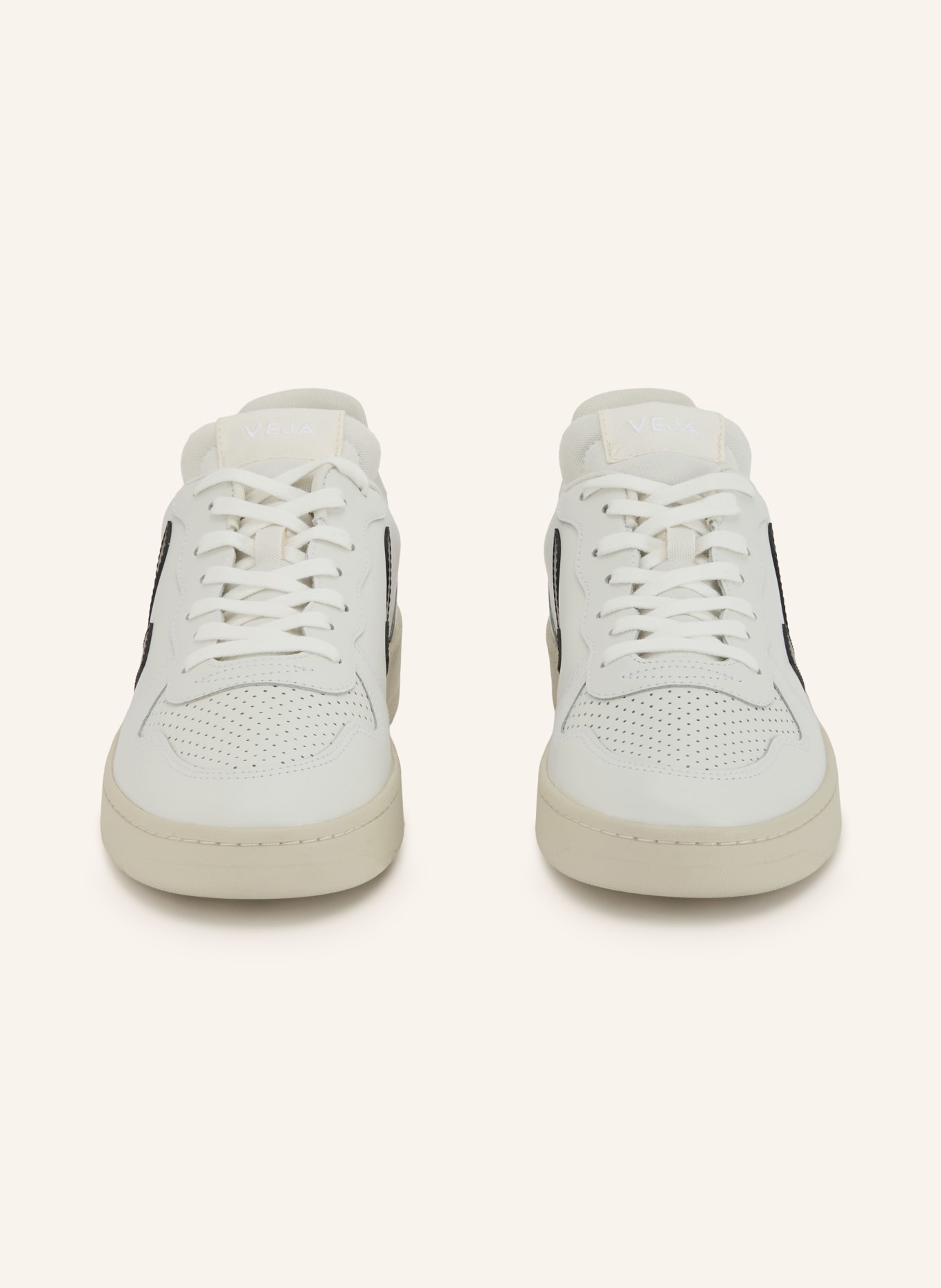 VEJA V-10 PRIME Sneakers: WHITE / BLACK