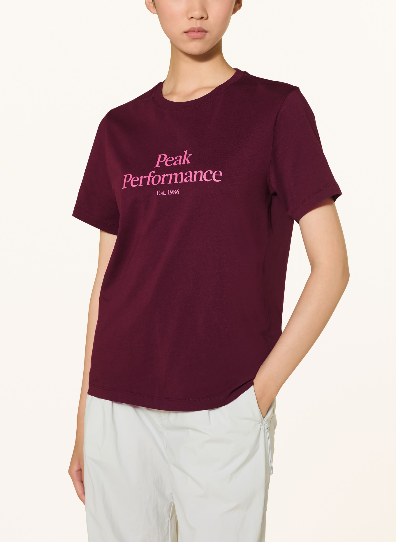 Peak Performance T-shirt ORIGINAL TEE: DARK RED