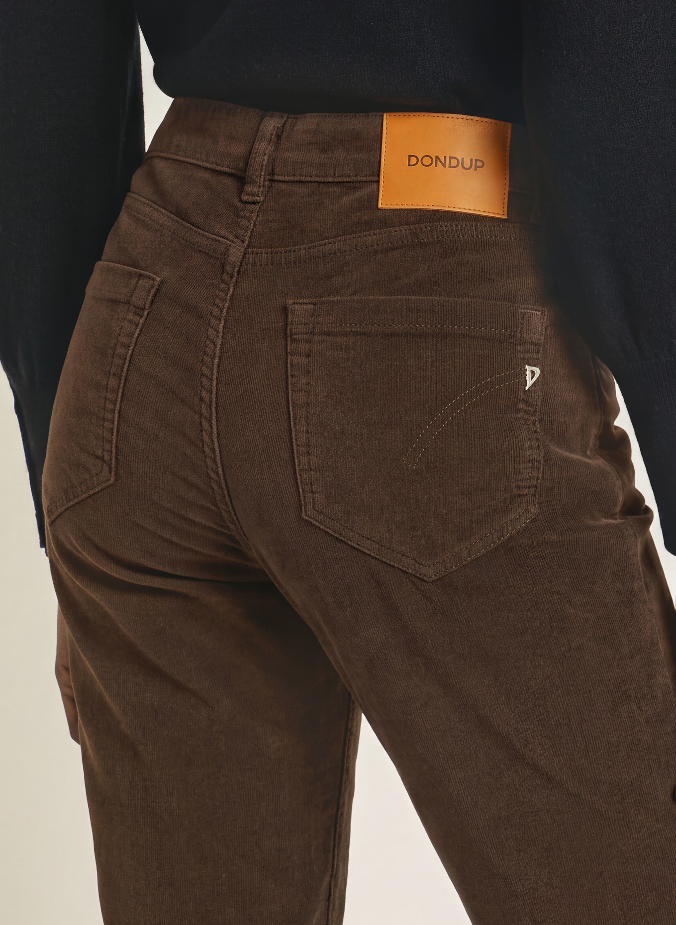 Dondup 7/8 Chino kalhoty KOONS z manšestru: 737 CIOCCOLATO