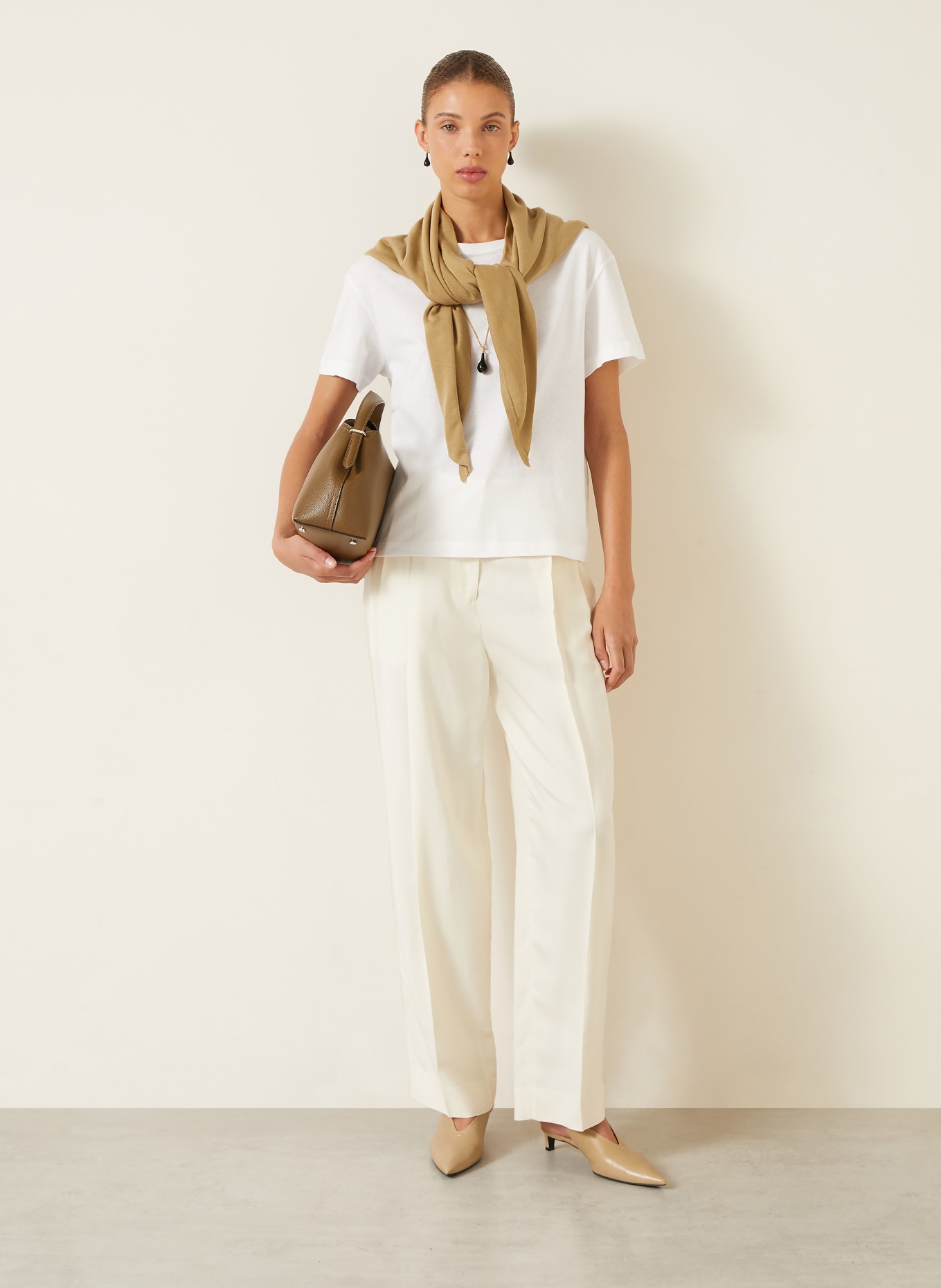 TOTEME T-shirt: WHITE