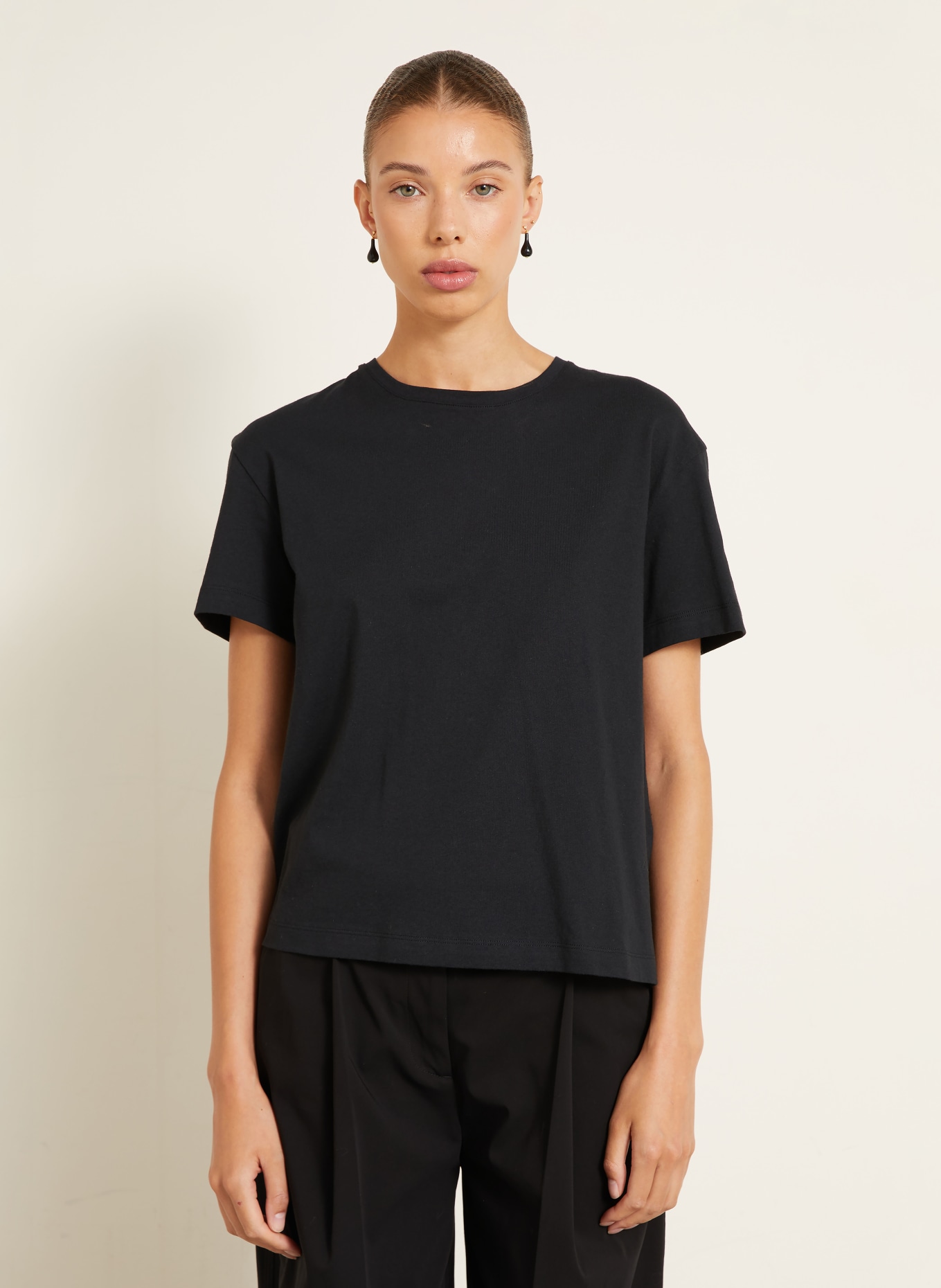 TOTEME T-shirt: BLACK