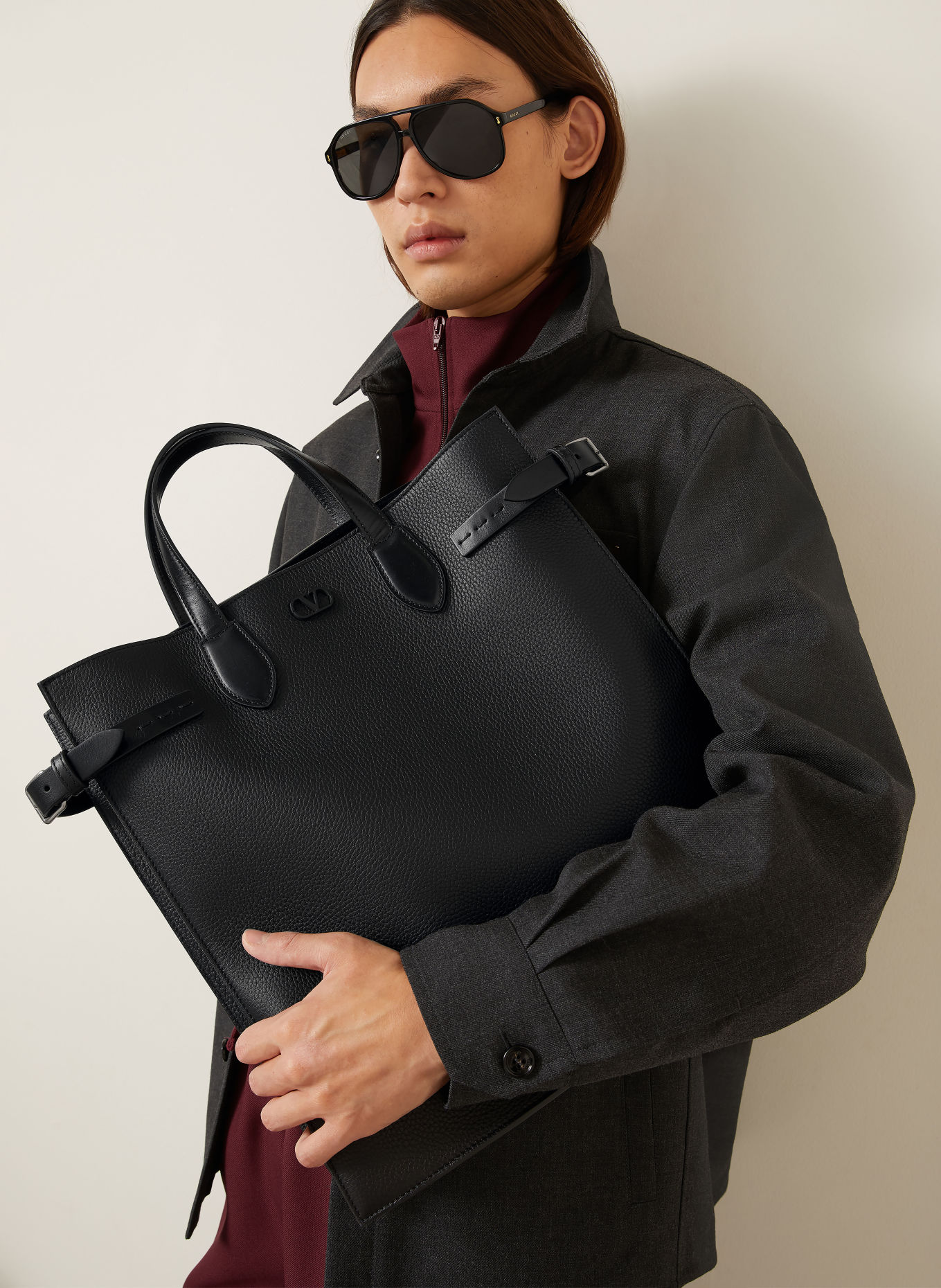 VALENTINO GARAVANI Sac à main ANTIBES MEDIUM: NOIR / ARGENT