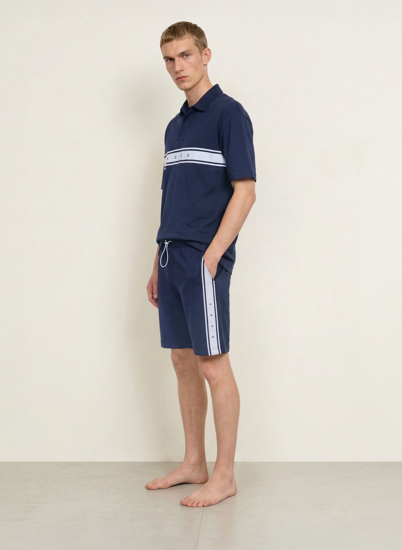HUGO Loungeshort NAUTIX: DONKERBLAUW / LICHTGRIJS