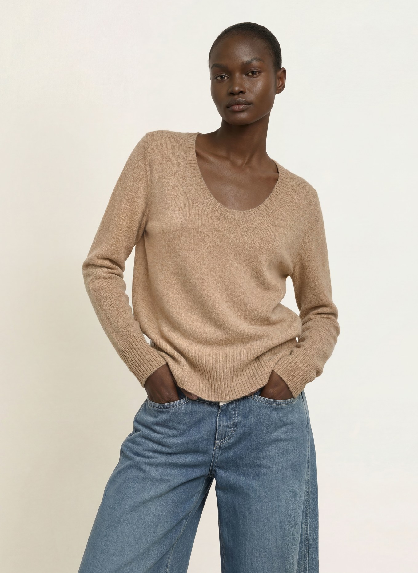 CLOSED Sweater: LIGHT BROWN