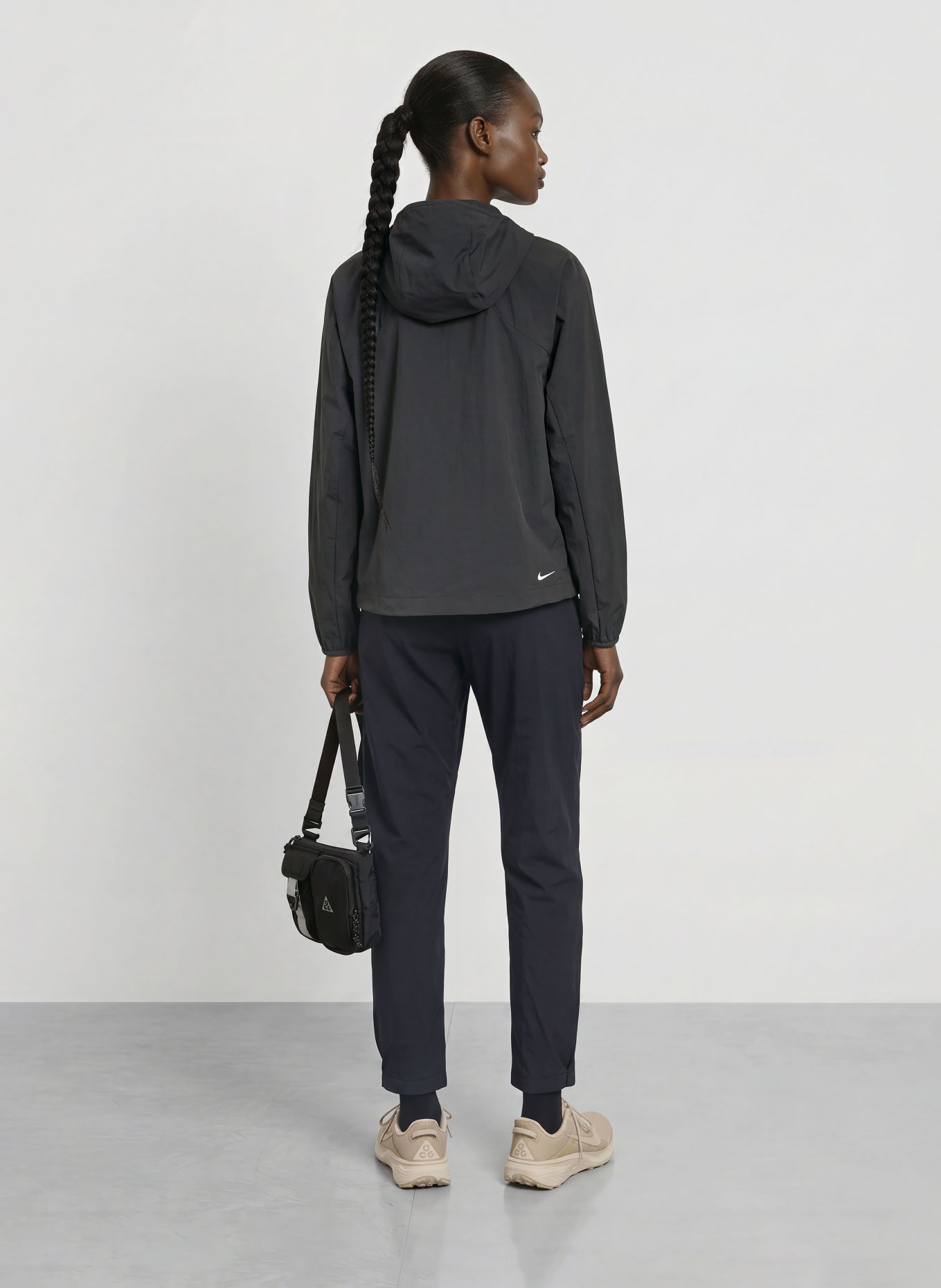 Nike Veste technique ACG FIVE TOWERS: GRIS FONCÉ