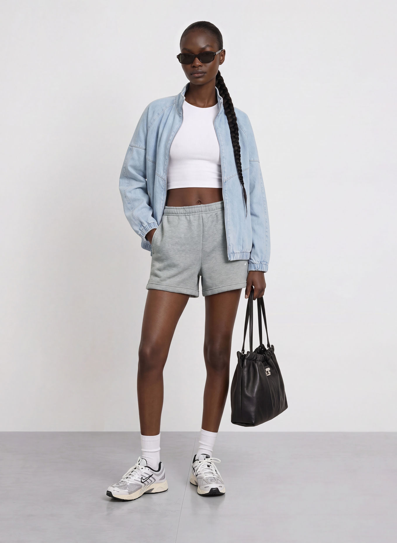 Nike Sweatshorts STUDIO FLEECE: HELLGRAU