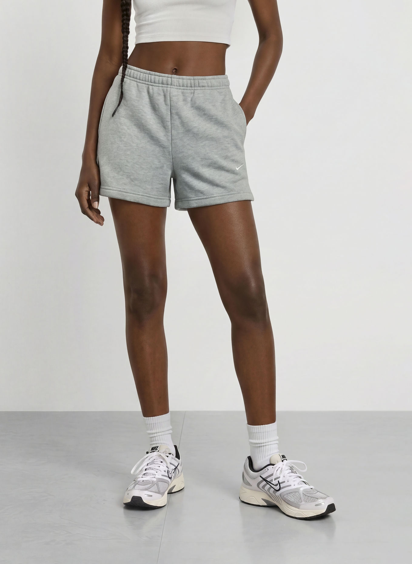 Nike Sweatshorts STUDIO FLEECE: HELLGRAU