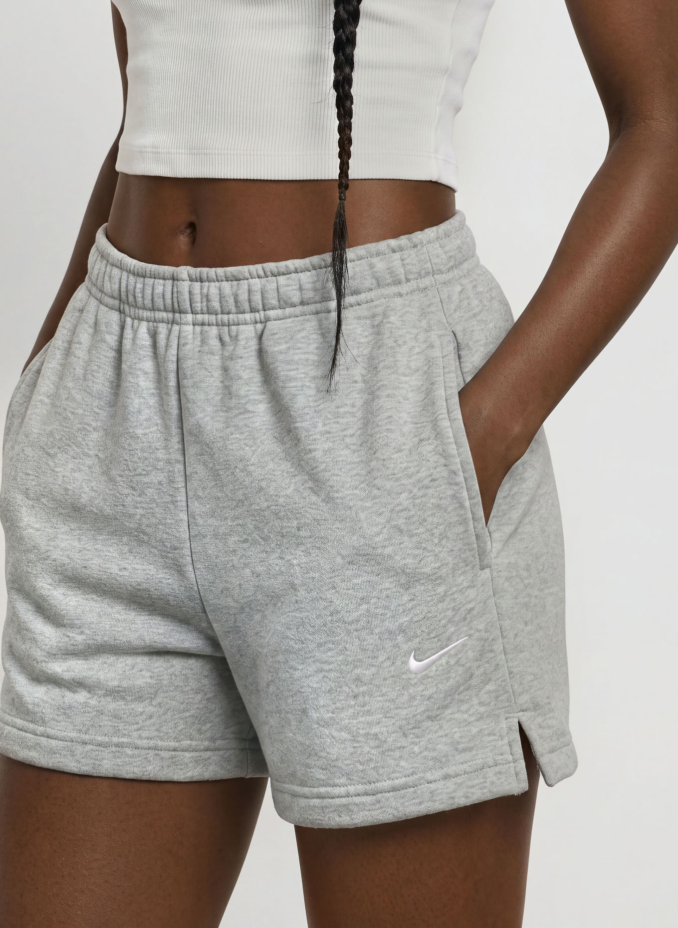 Nike Sweatshorts STUDIO FLEECE: HELLGRAU