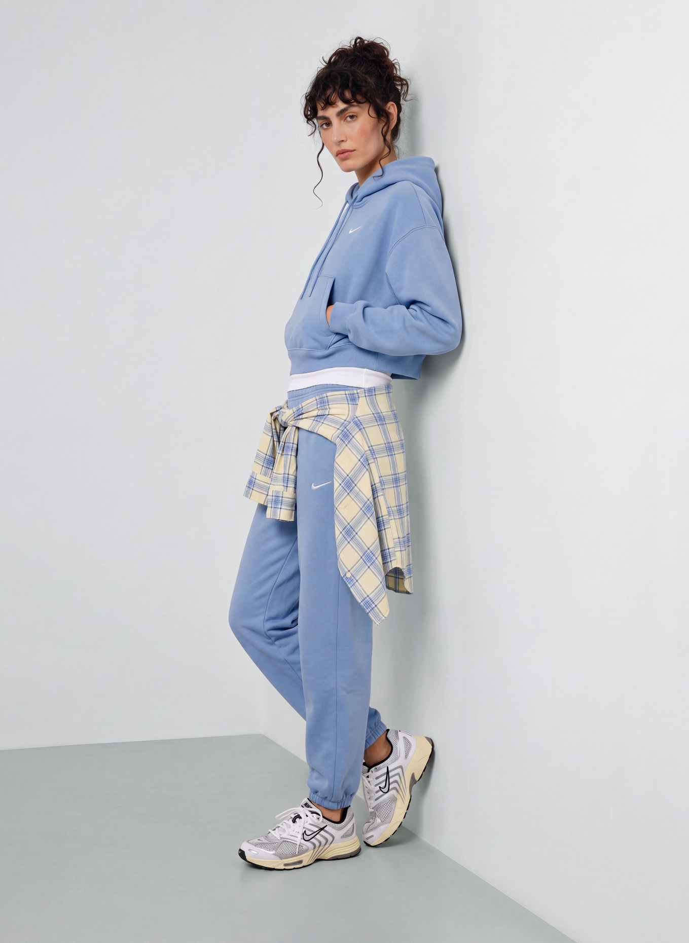 Nike Pantalon en molleton STUDIO: BLEU CLAIR