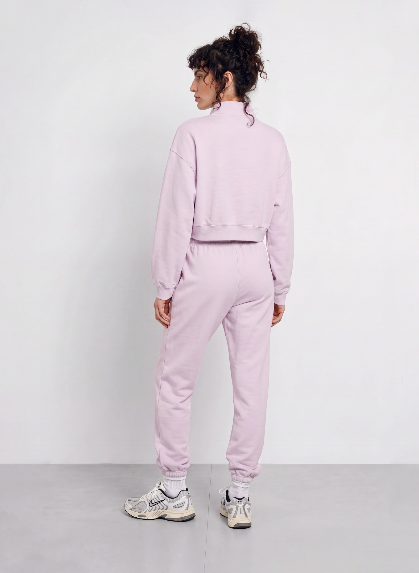 Nike Sweatpants STUDIO: ROSÉ