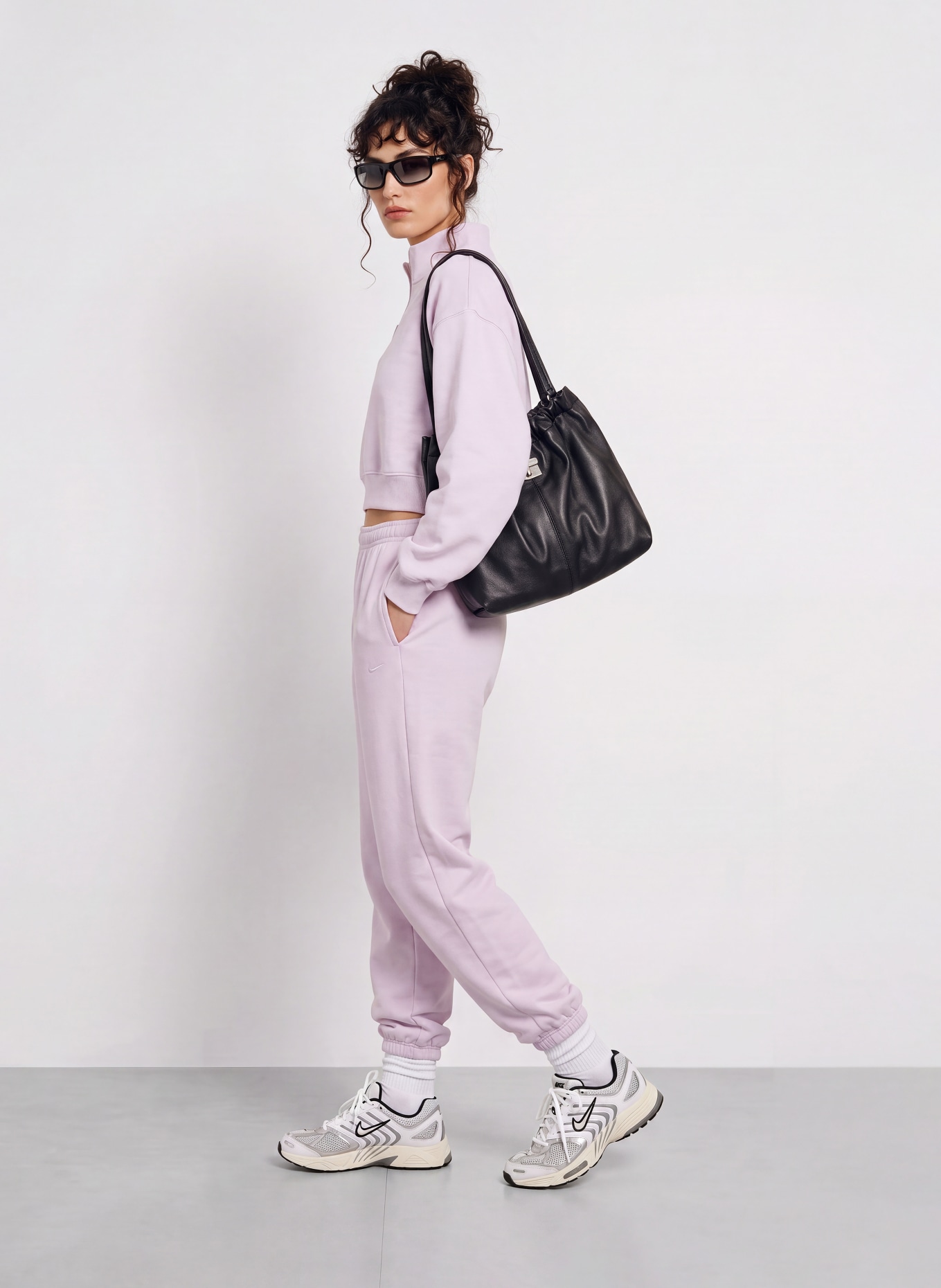 Nike Sweatpants STUDIO: ROSÉ