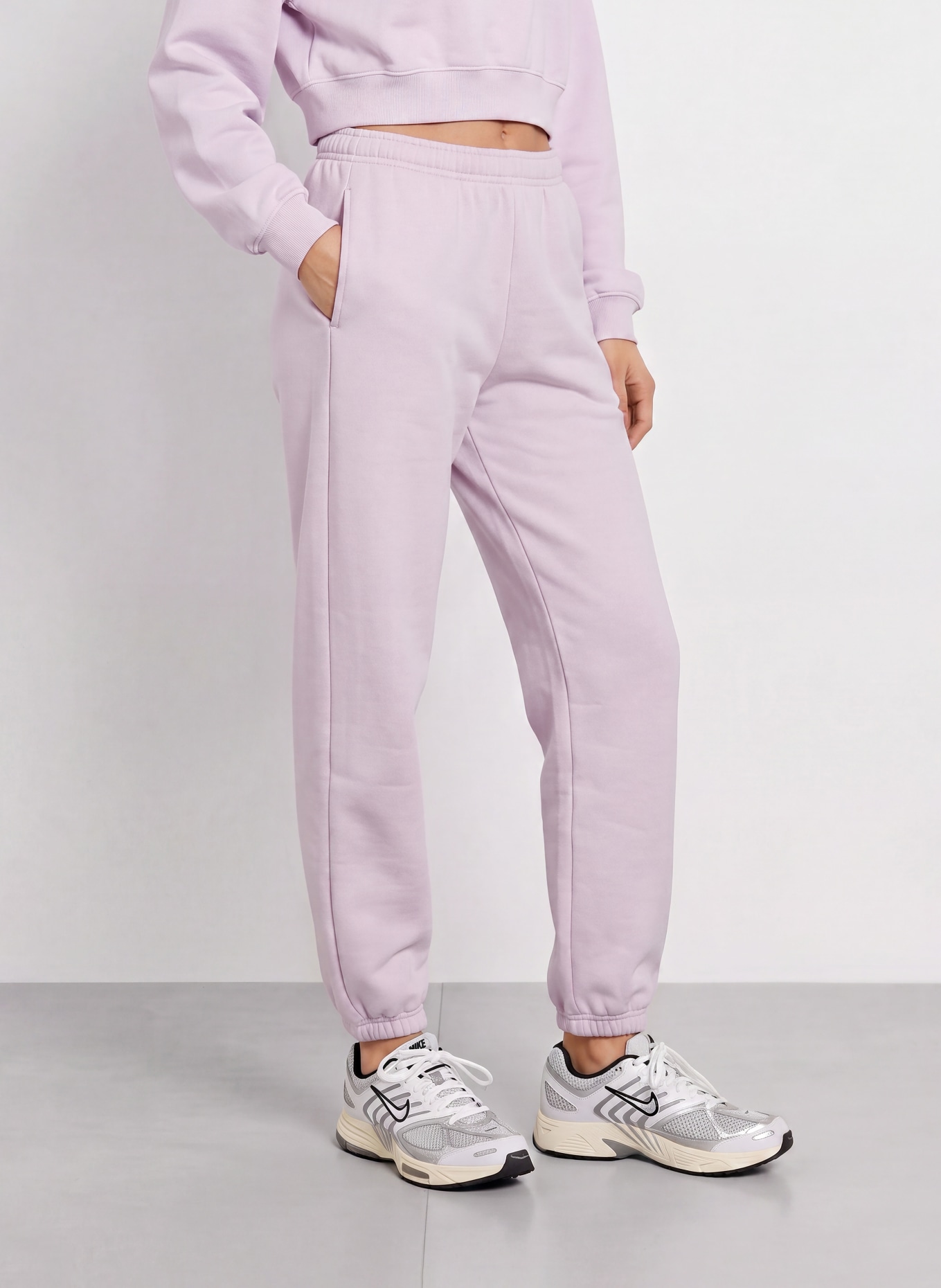 Nike Sweatpants STUDIO: ROSÉ