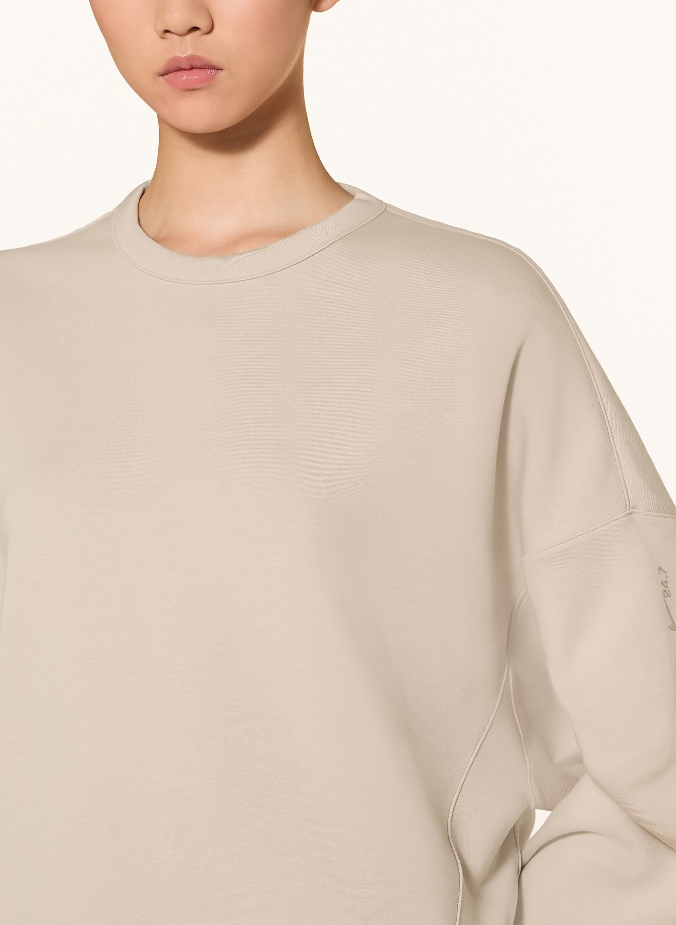Nike Sweatshirt 24.7 IMPOSSIBLYSOFT: CRÈME