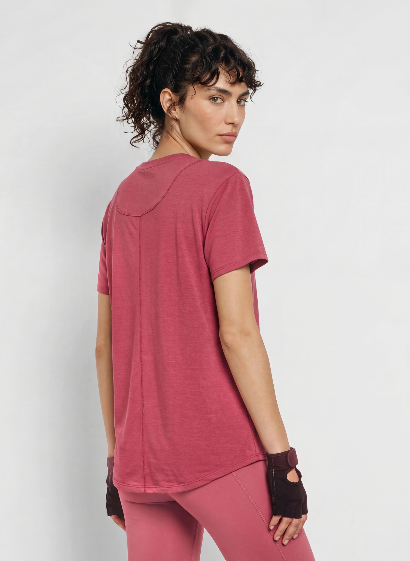 Nike Funktionsshirt ONE RELAXED: DUNKELROT